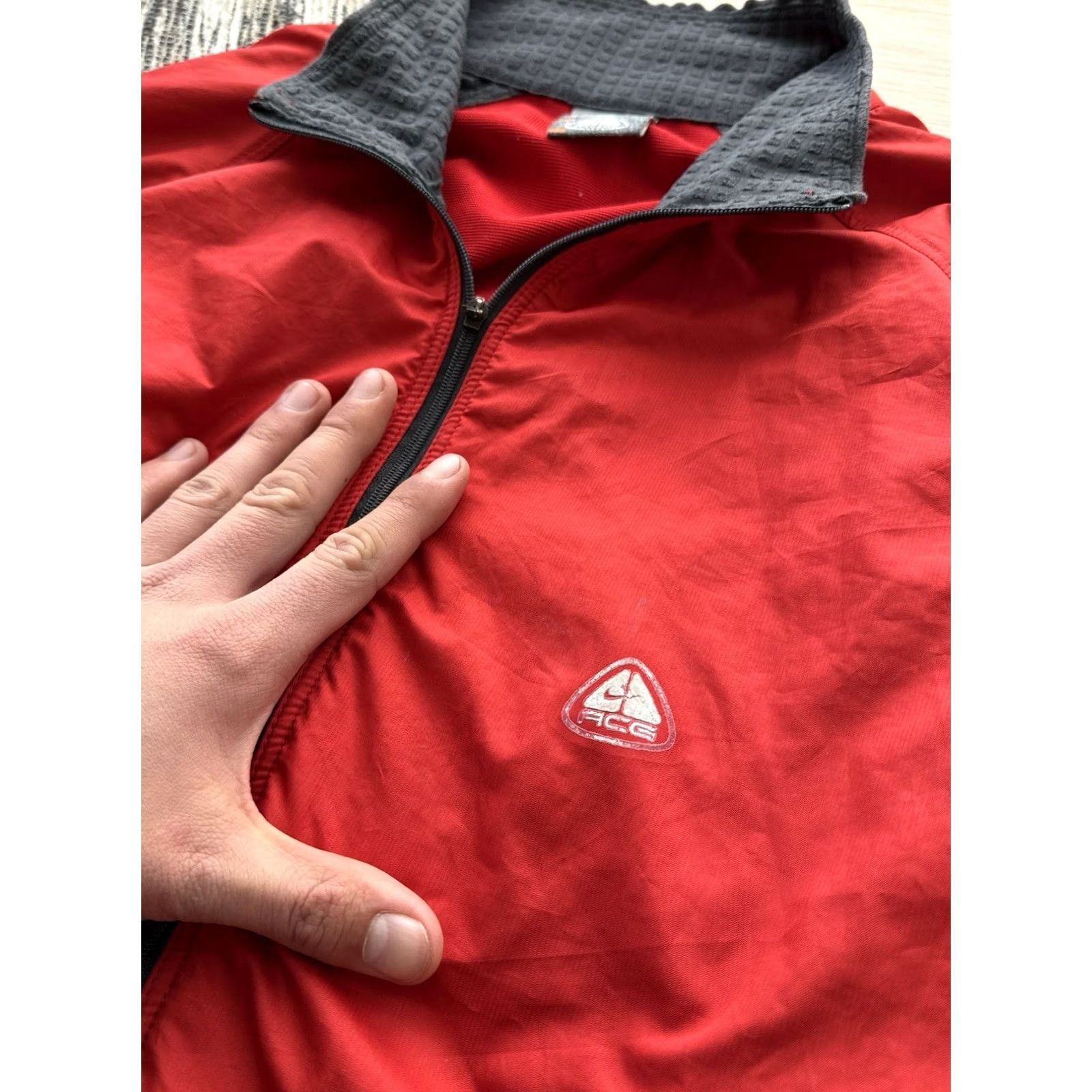 Nike ACG VINTAGE Nike ACG Windbreaker Clothing Jacket Mens M Red 90s Outdoor Retro USA Size US M / EU 48-50 / 2 - 4 Thumbnail