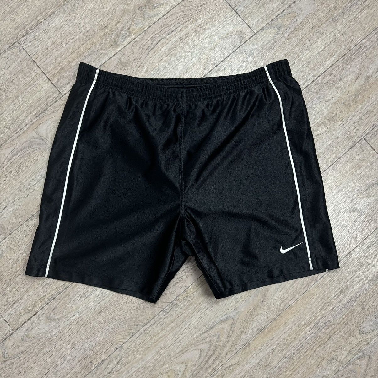 Nike Vintage Y2K Nike Polyester Nylon Retro Drill Soccer Shorts Size US 35 - 1 Thumbnail