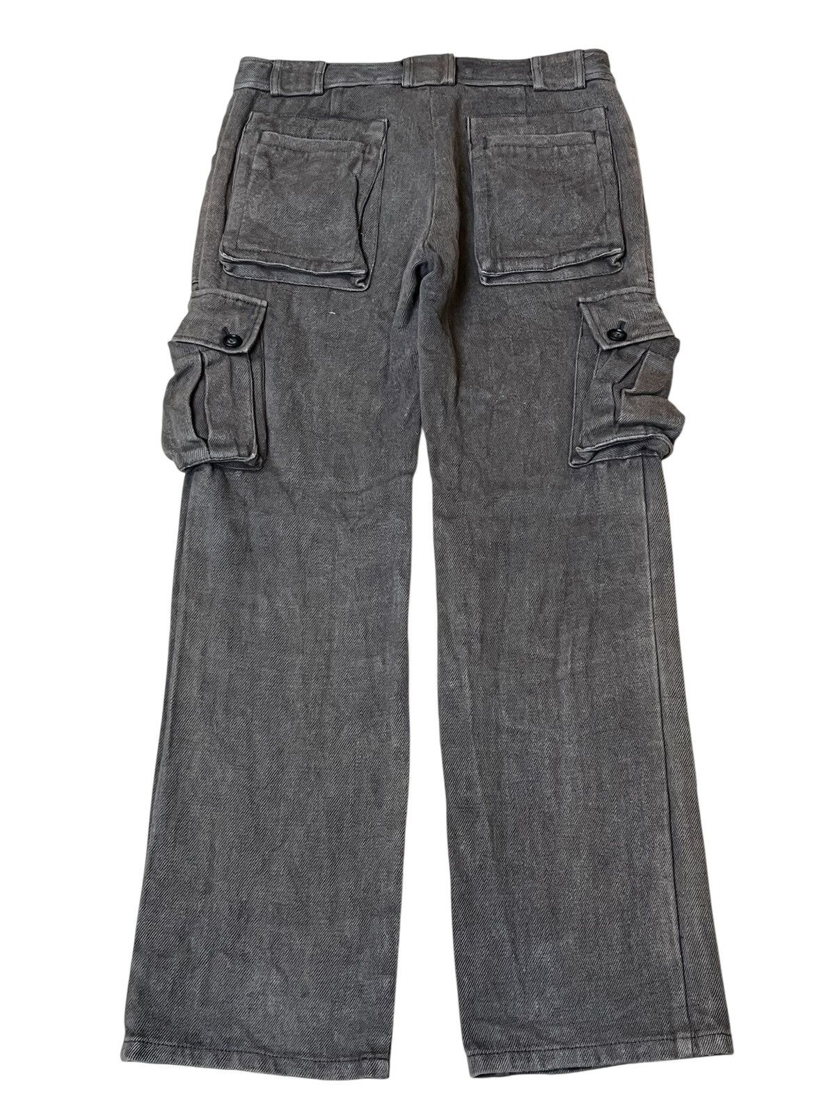 Japanese Brand Sick🔥Japanese brand AND A bushpant/multipocket cargo pants Size US 30 / EU 46 - 3 Thumbnail