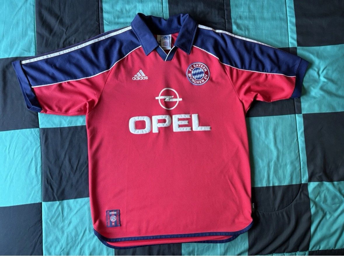 Adidas Vintage Bayern Munich 1999/2001 - Authentic Version - Size M Size US M / EU 48-50 / 2 - 1 Thumbnail
