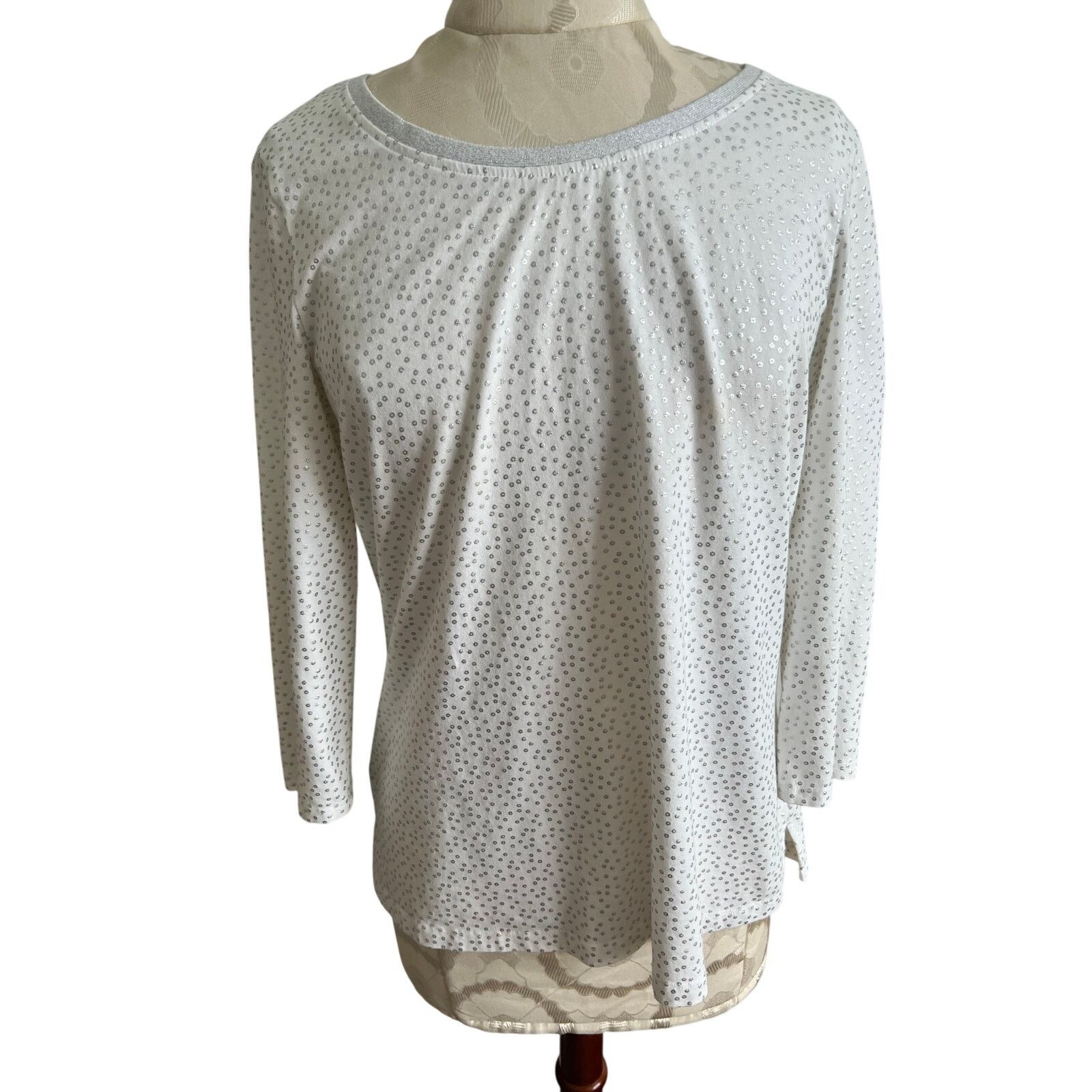 Chicos Chico’s Polka Dotted Scoop Neck Blouse Size 1 (US Medium) Size M / US 6-8 / IT 42-44 - 1 Thumbnail