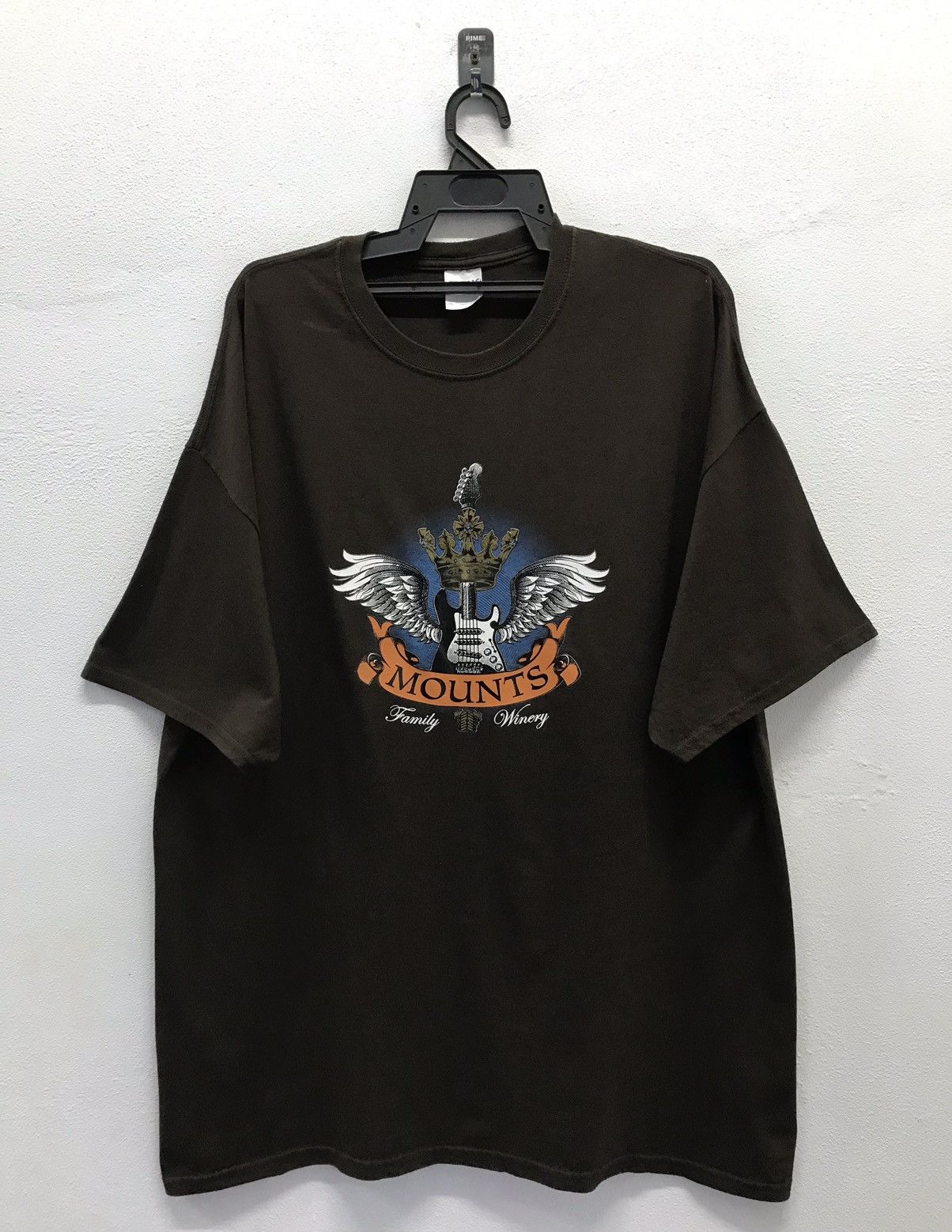 Gildan × Vintage Vintage Gildan Mounts Family Winery Shirt Size US XXL / EU 58 / 5 - 1 Thumbnail