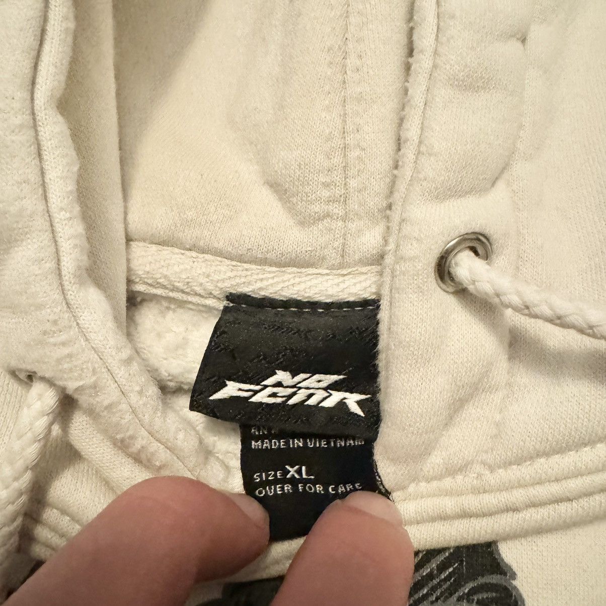 No Fear VINTAGE NO FEAR HOODIE! Size US XL / EU 56 / 4 - 8 Thumbnail