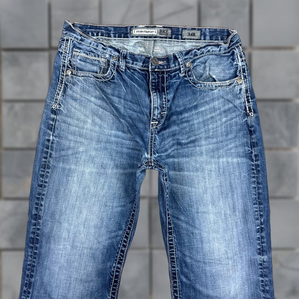Vintage VINTAGE Buckle BKE Jeans Men 34x28 Blue Tyler Denim Pant Faded Straight Washout Repaired Size US 34 / EU 50 - 1 Thumbnail