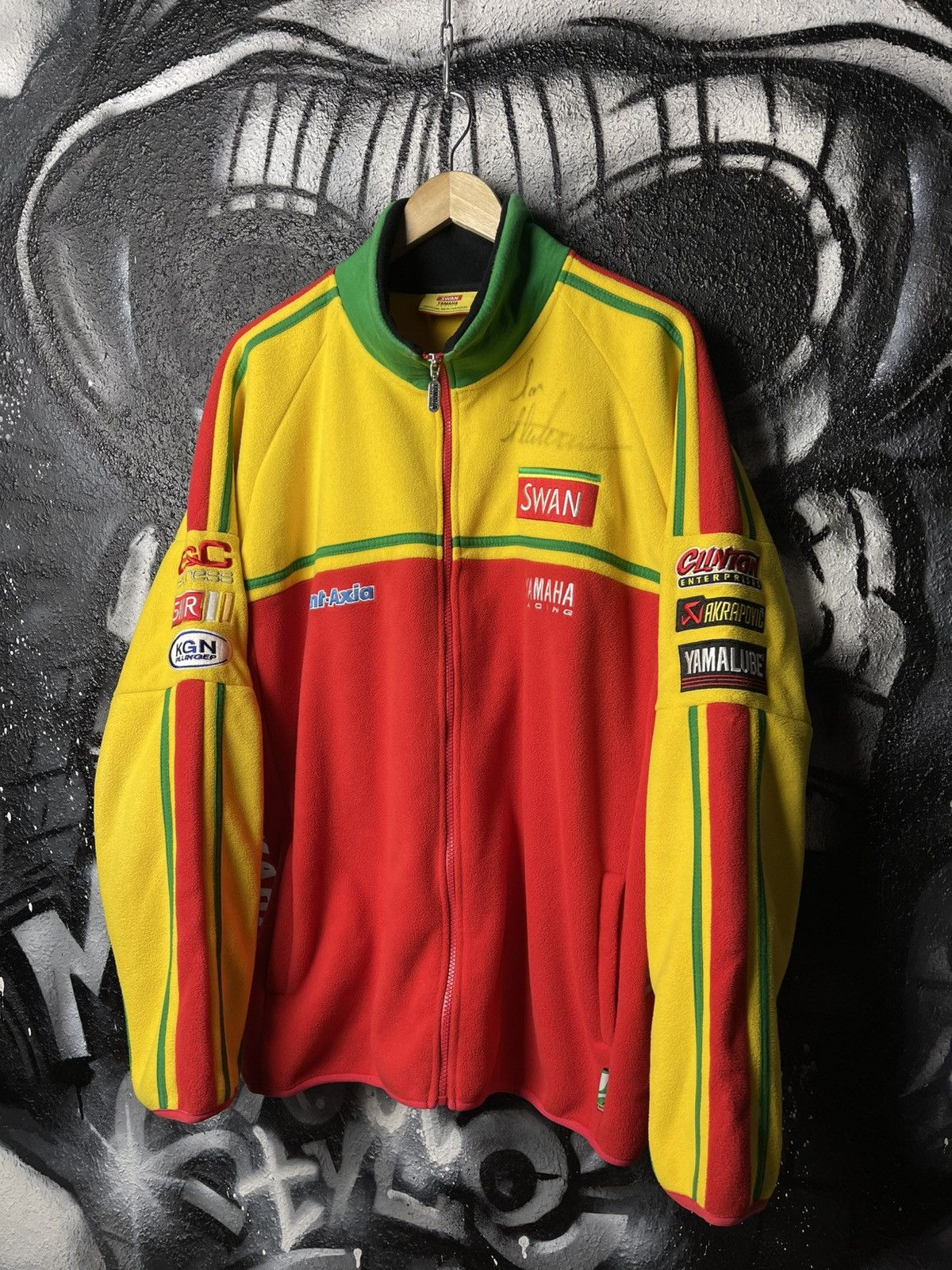 Yamaha Yamaha Swan Autograph Ian Hutchinson Moto GP Racing Jacket Size US XL / EU 56 / 4 - 1 Thumbnail