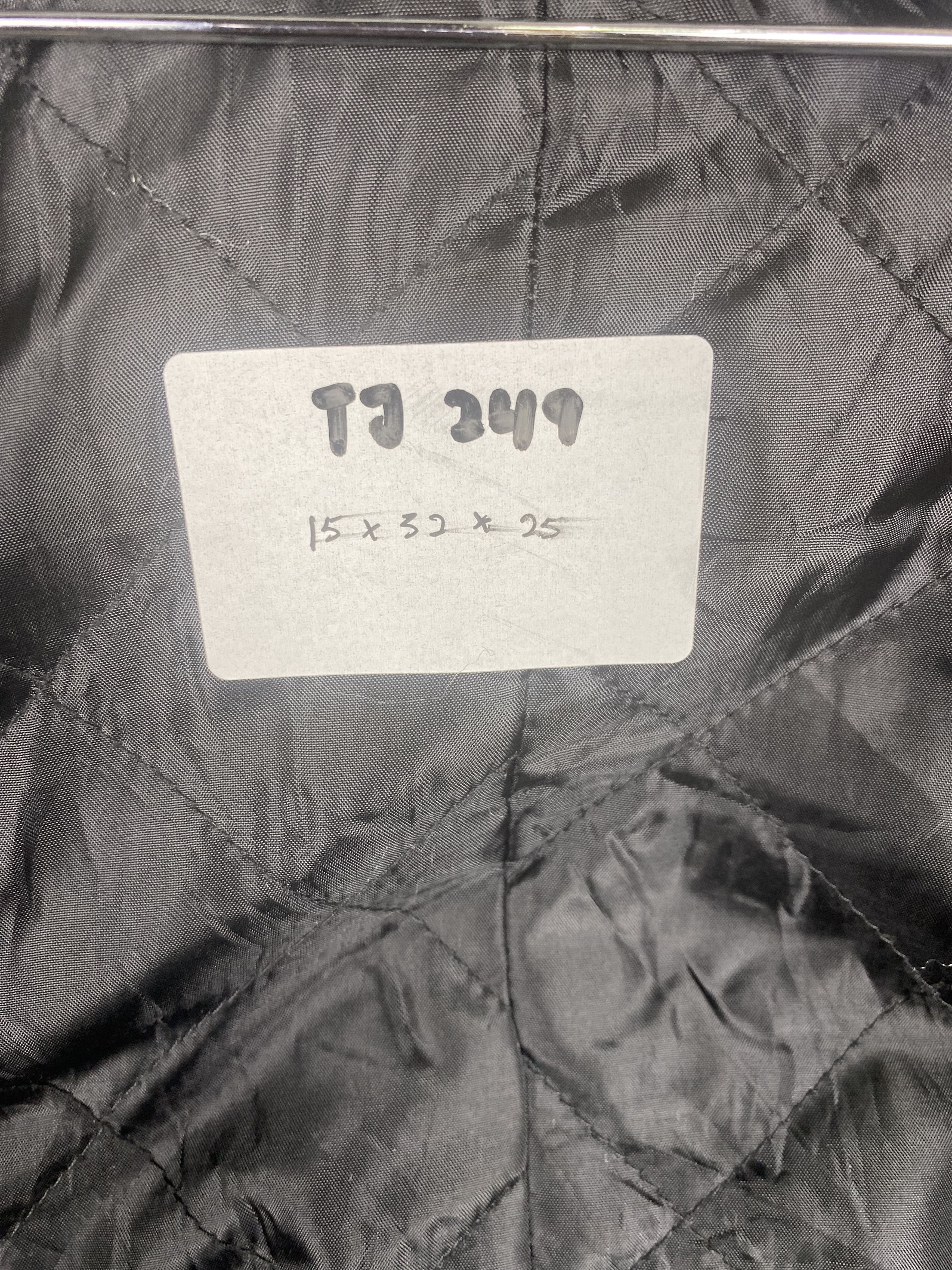 Japanese Brand Vintage Japanese Brand Stiff Fur Button Up Jacket Size US M / EU 48-50 / 2 - 11 Thumbnail