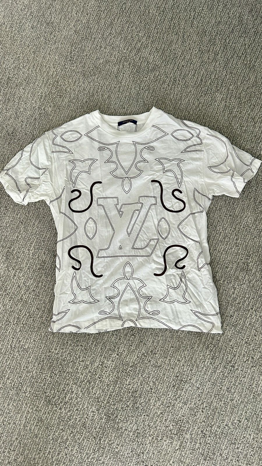 Louis Vuitton Louis Vuitton Embroidered Shirt Size US XL / EU 56 / 4 - 1 Thumbnail