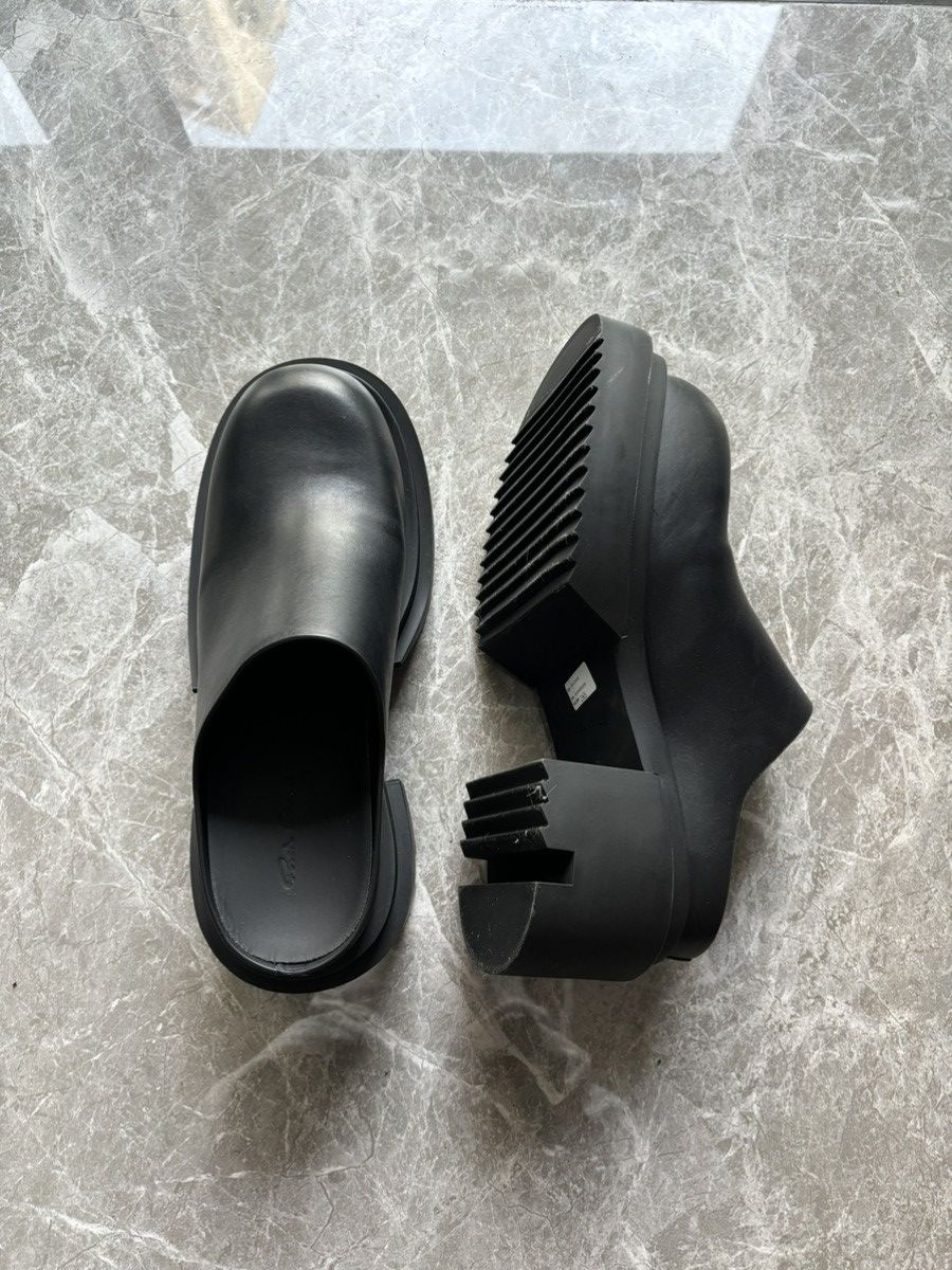 Rick Owen’s bogun leather slide