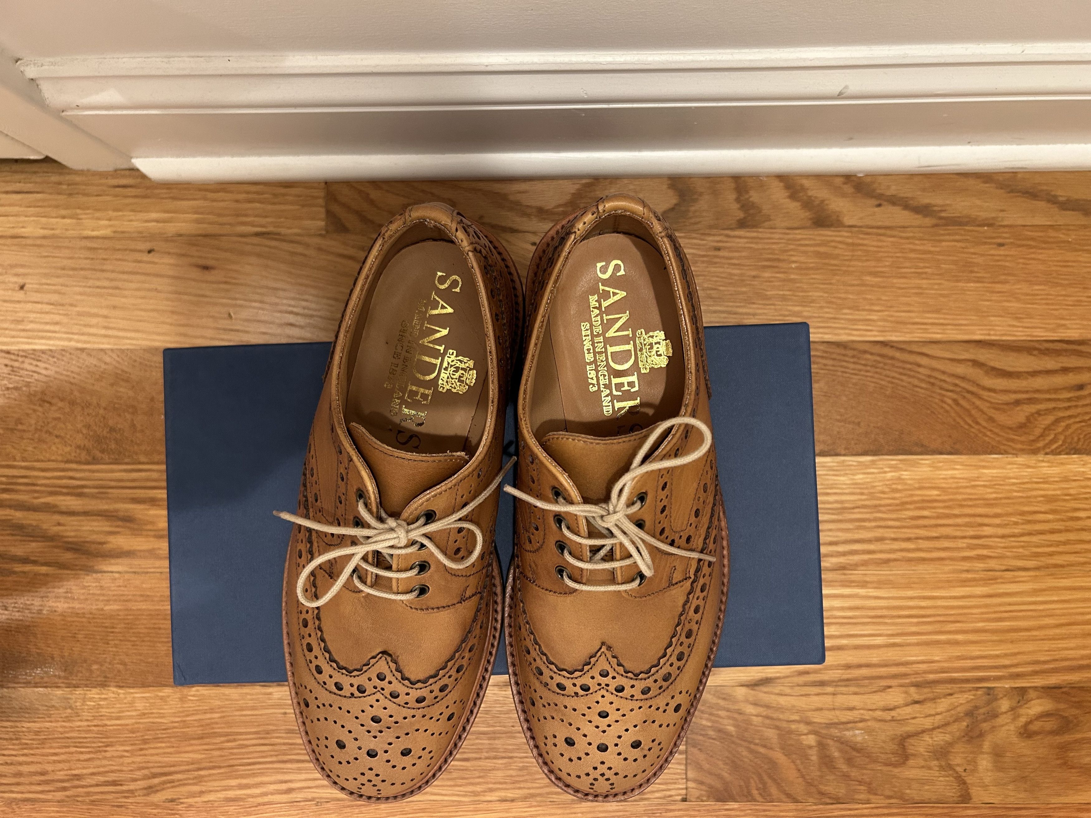 Sanders Bruno Brogue Light Tan LNWT Size US 8 / EU 41 - 5 Thumbnail