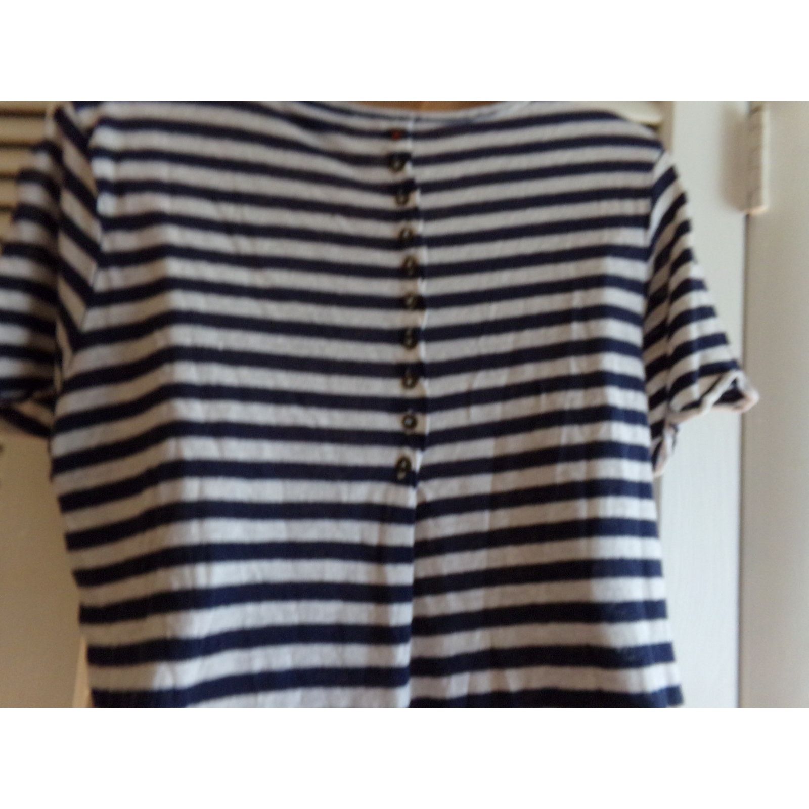 Lucky Brand Lucky Brand navy striped top back button trim M Excellent Size M / US 6-8 / IT 42-44 - 3 Thumbnail