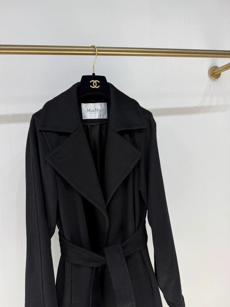 Max Mara max mara Black 100% camel fleece coat Size M / US 6-8 / IT 42-44 - 2 Thumbnail