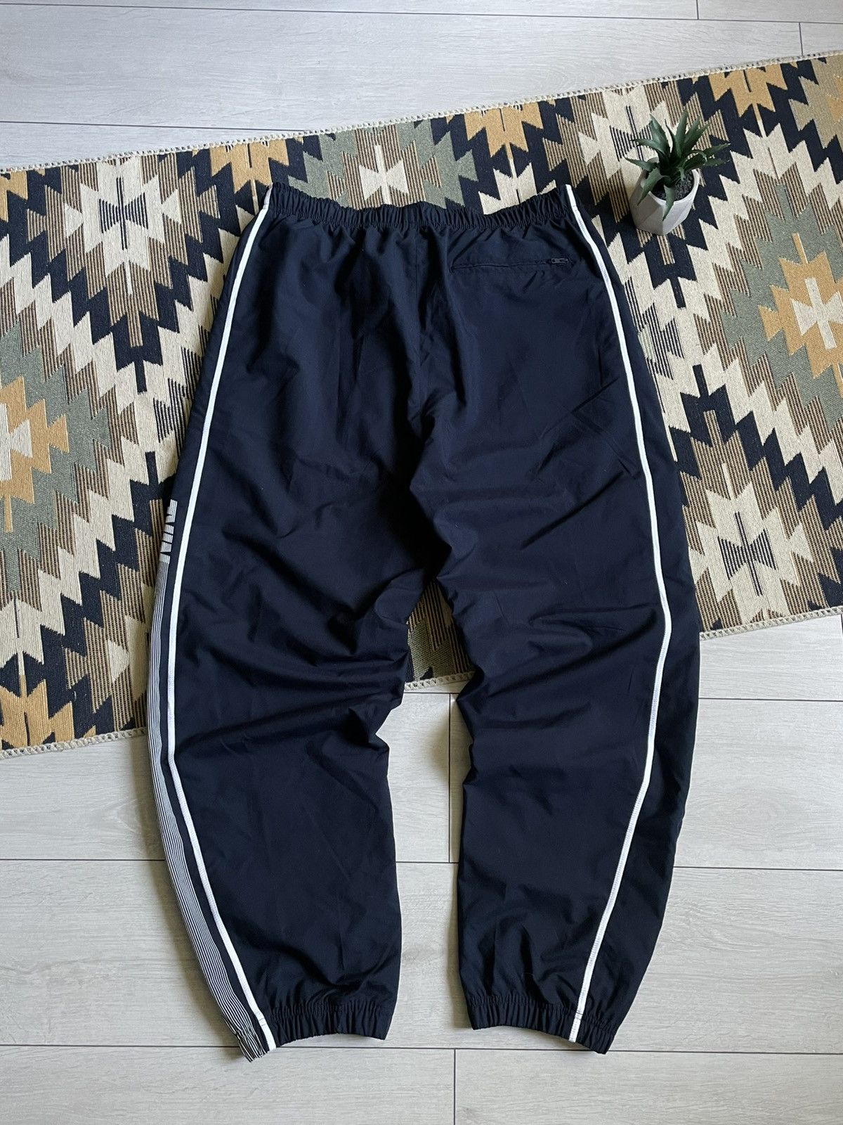 Vintage Vintage Nike Nylon Logo Swoosh Drill Y2K Track Pants Size US 36 / EU 52 - 6 Thumbnail