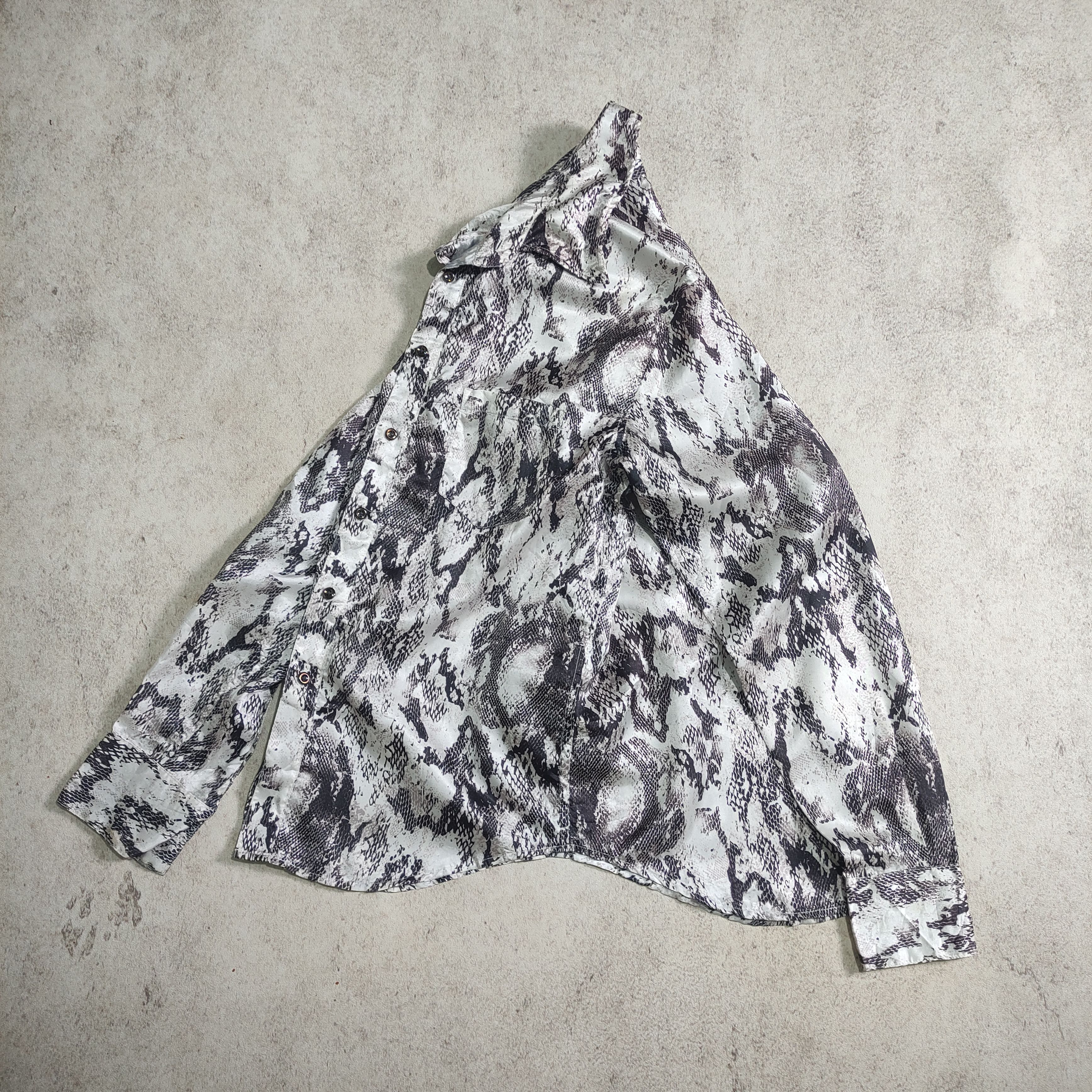 Japanese Brand × Roberto Cavalli × semanticdesign Semantic Design Snake Skin Pattern Size US L / EU 52-54 / 3 - 4 Thumbnail