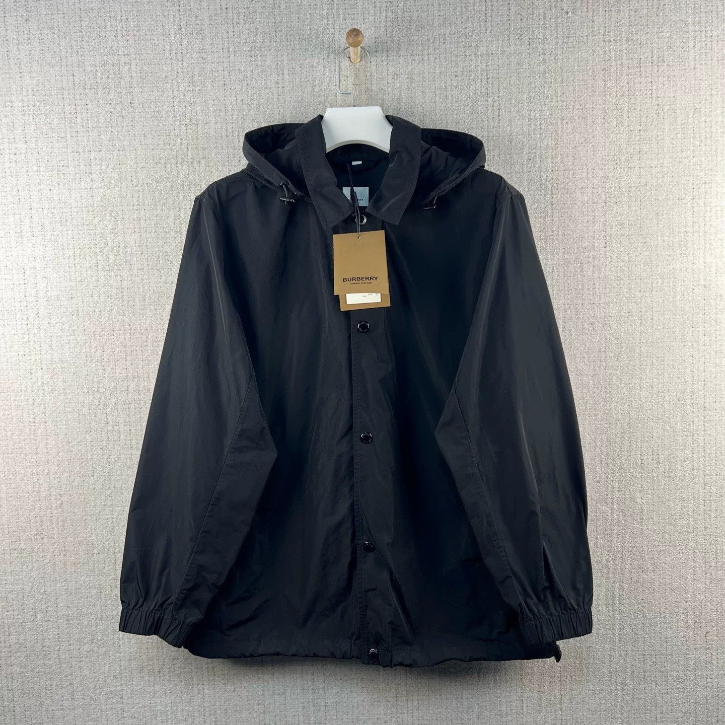Burberry Burberry SS23 Logo Print Hooded Jacket Size US XL / EU 56 / 4 - 1 Thumbnail