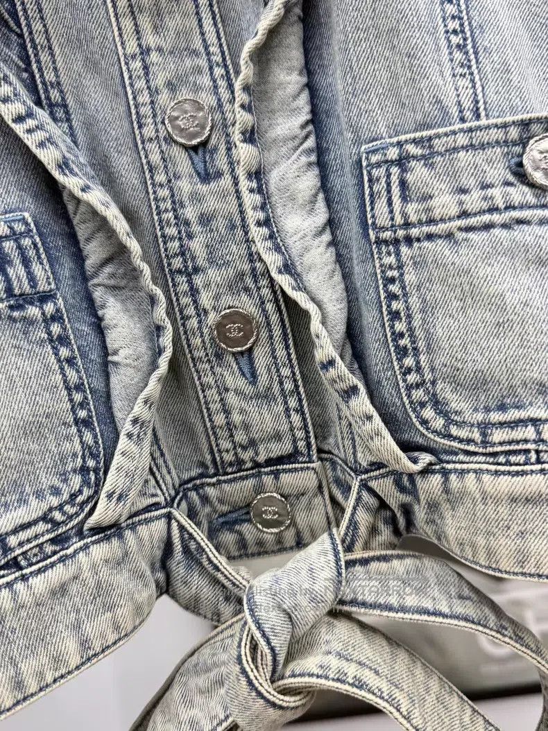 Chanel Chanel Make an old ruffled denim jacket Size XXS / US 00 / IT 34 - 2 Thumbnail