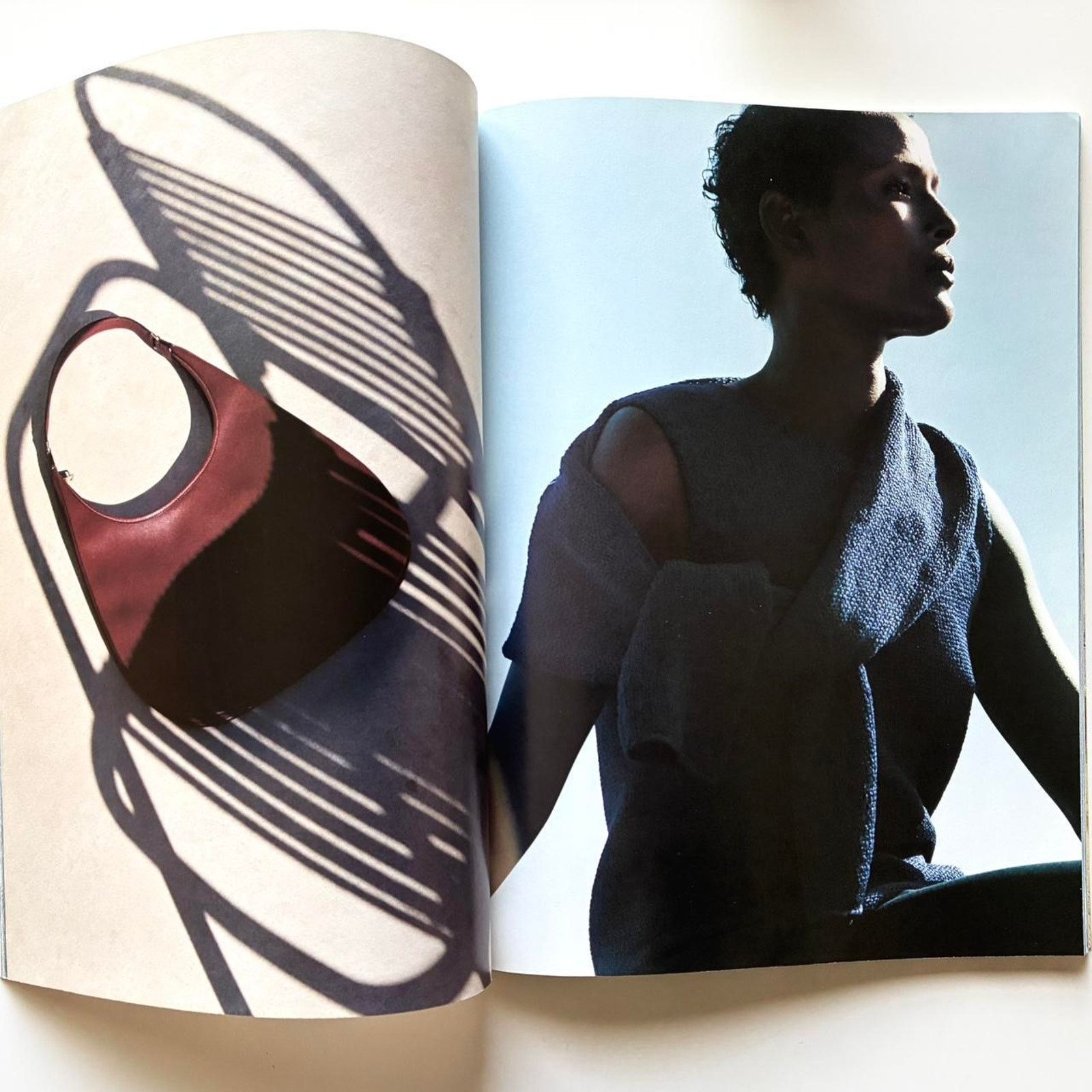 Hermes × Maison Margiela × Vintage Hermès Le Monde, Printemps-Été 2000 biannual magazine Size ONE SIZE - 2 Thumbnail