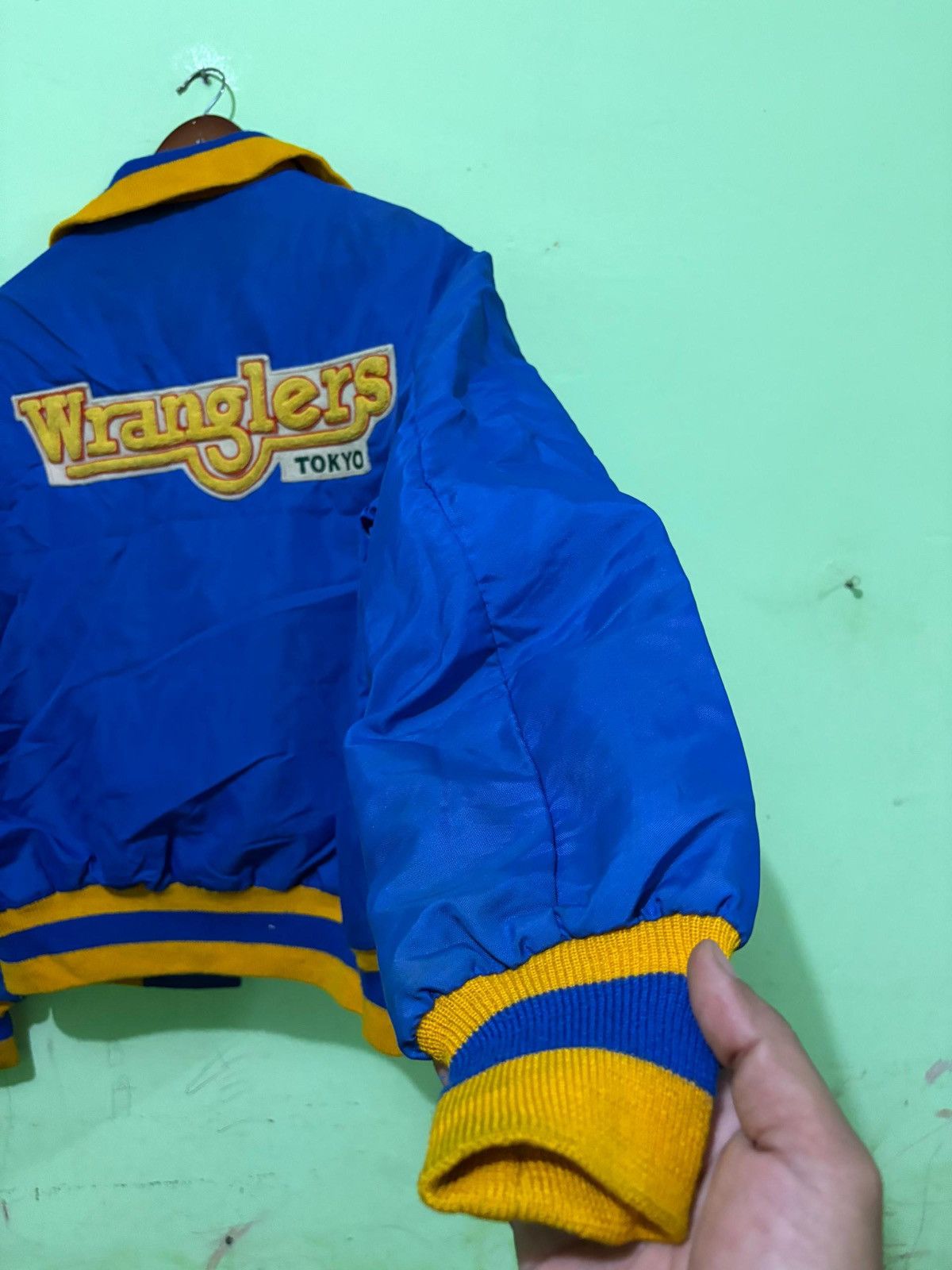 NHL × Wrangler Vintage 80’s NHL Wranglers Tokyo Nylon Jacket Design Size US L / EU 52-54 / 3 - 9 Thumbnail
