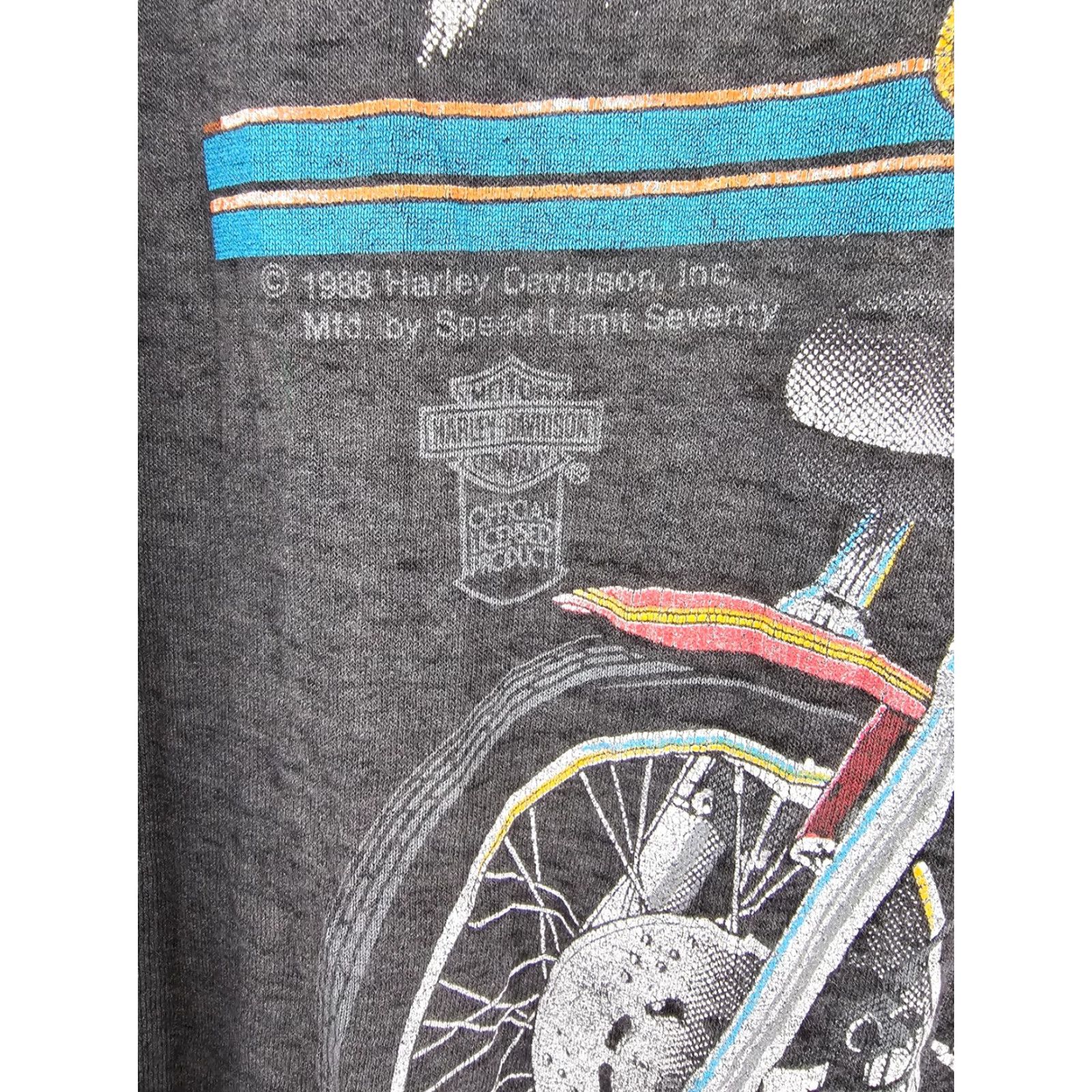 Harley Davidson VINTAGE HARLEY-DAVIDSON MOTORCYCLE SUN FADED THIN BLACK T-SHIRT 2XL/XXL MEN Shirt Adult Black Harley-Davidson Mens T-Shirt XS-XL Size US XXL / EU 58 / 5 - 3 Thumbnail
