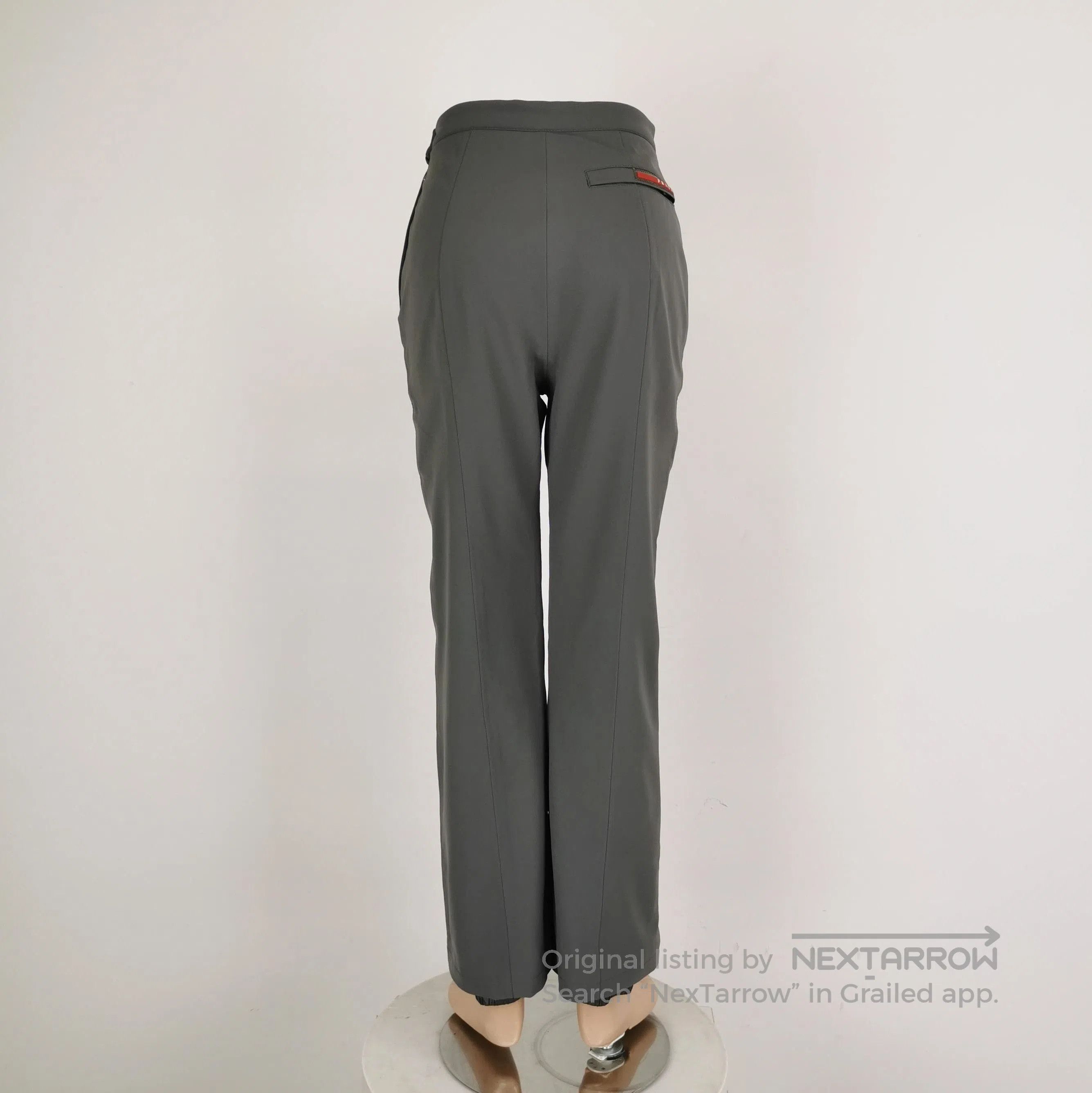 Prada Prada Logo Highlighted Trousers in Gray . Size 37" - 2 Thumbnail