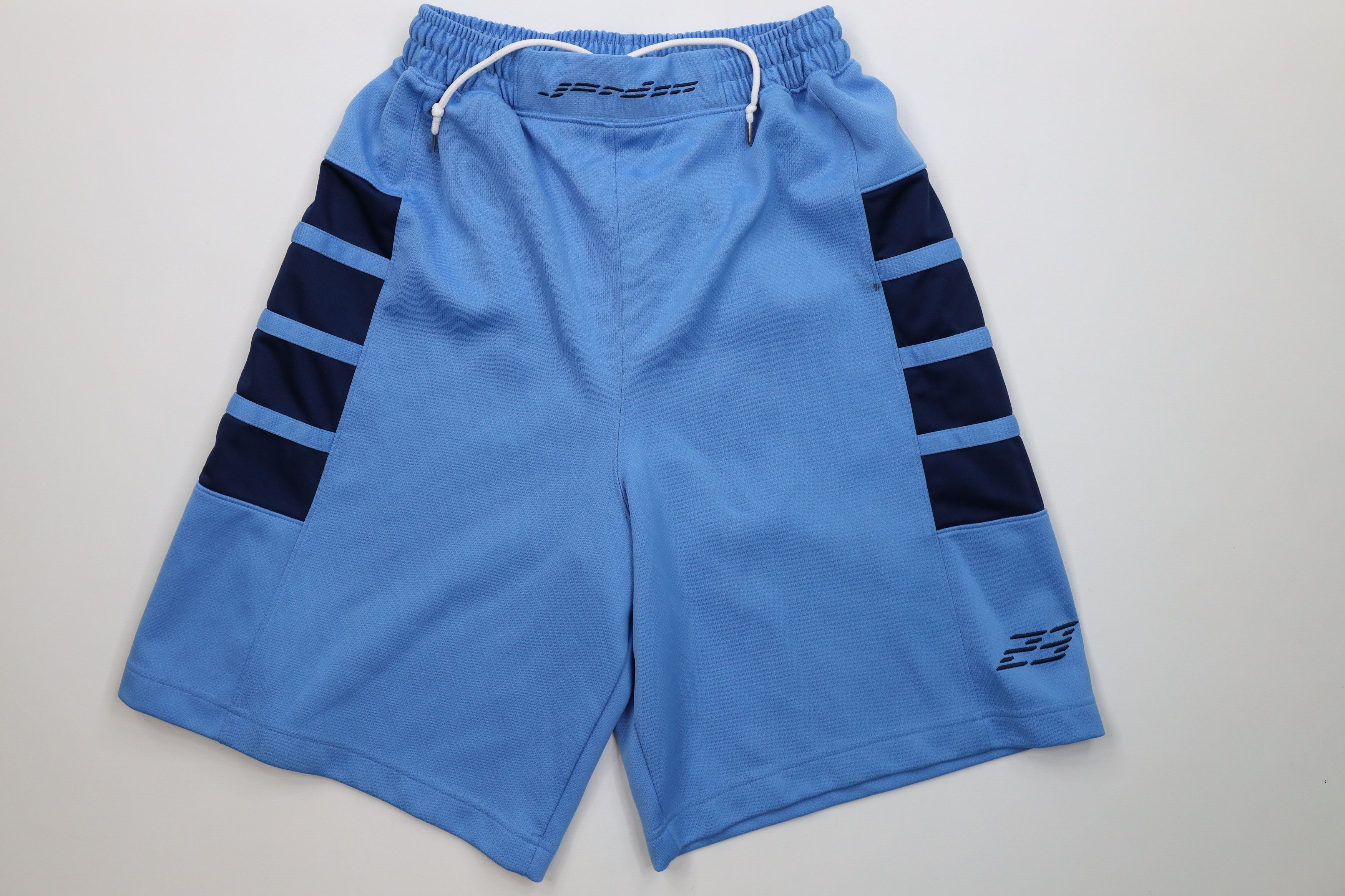 Nike Vintage Nike Air Jordan Heavyweight Basketball Shorts Blue Size US 34 / EU 50 - 1 Thumbnail