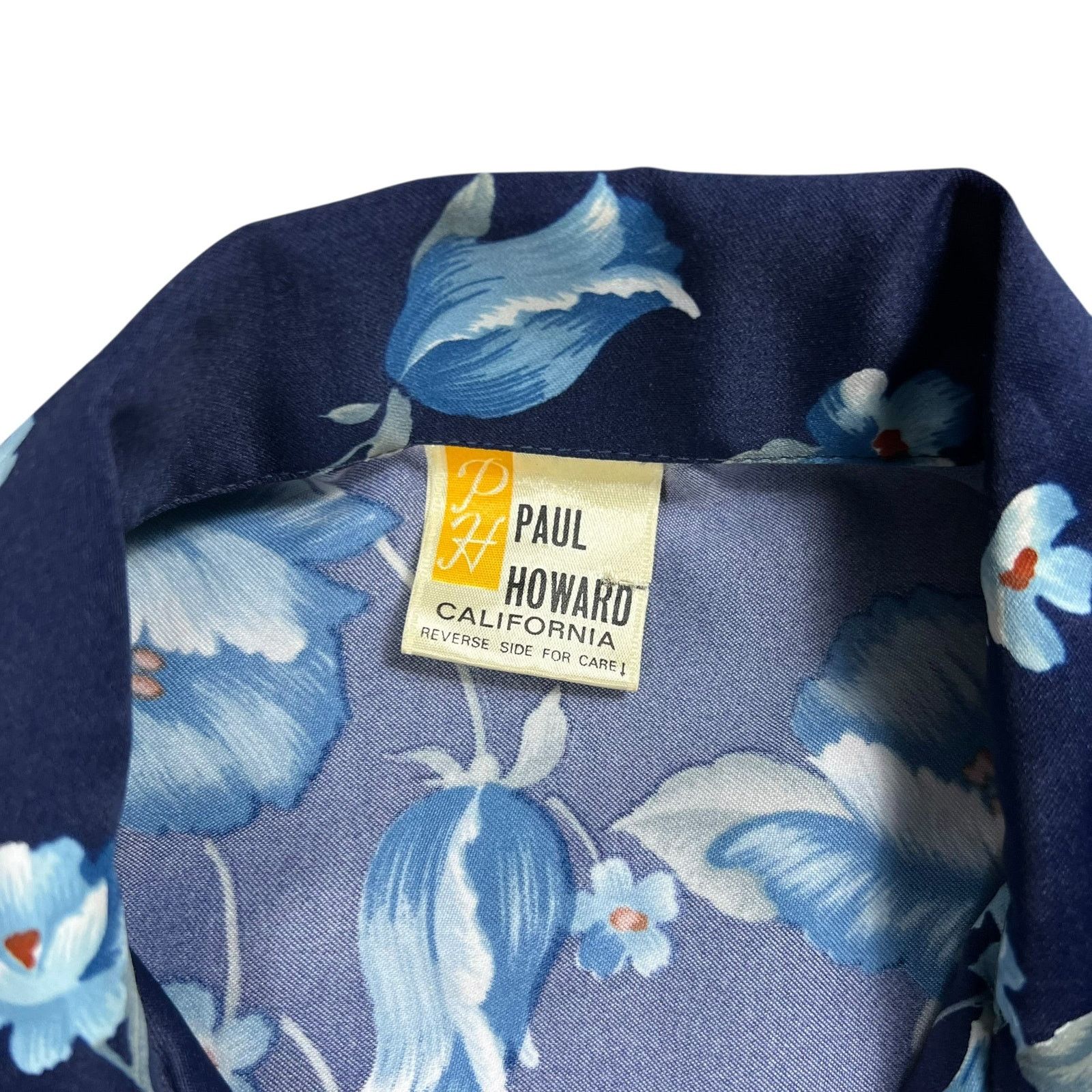 Vintage Vintage Paul Howard Hawaiian longsleeve silk blend button up Size US M / EU 48-50 / 2 - 5 Thumbnail