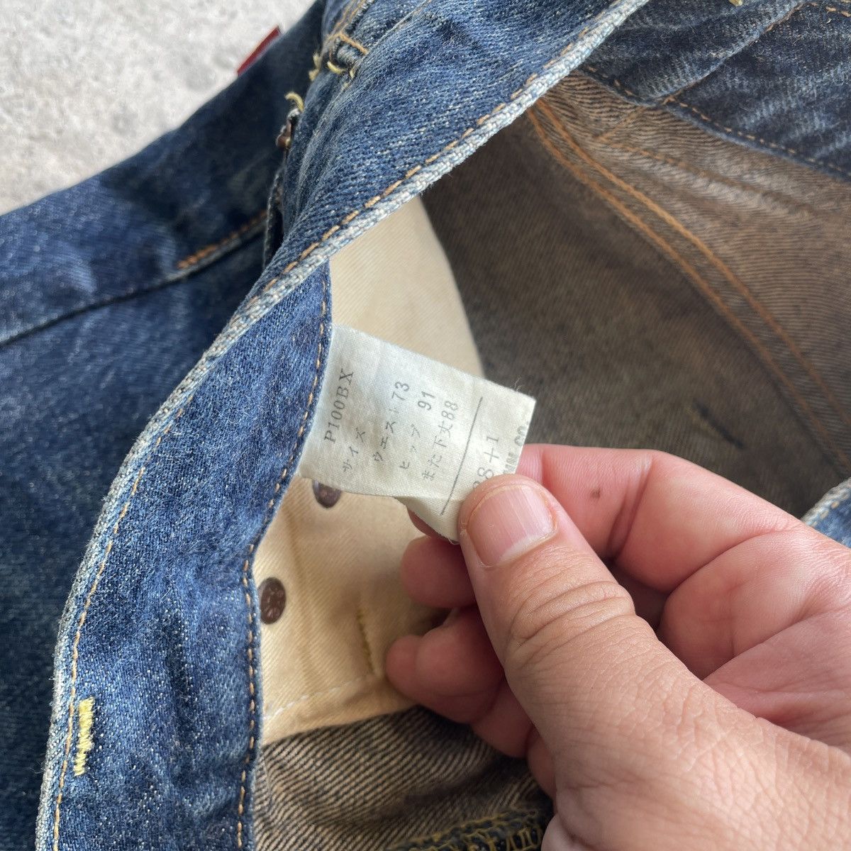 Japanese Brand × Jean Vintage Japan Gl Heart Fly Button Jeans Denim Pants W27 Size US 27 - 8 Thumbnail