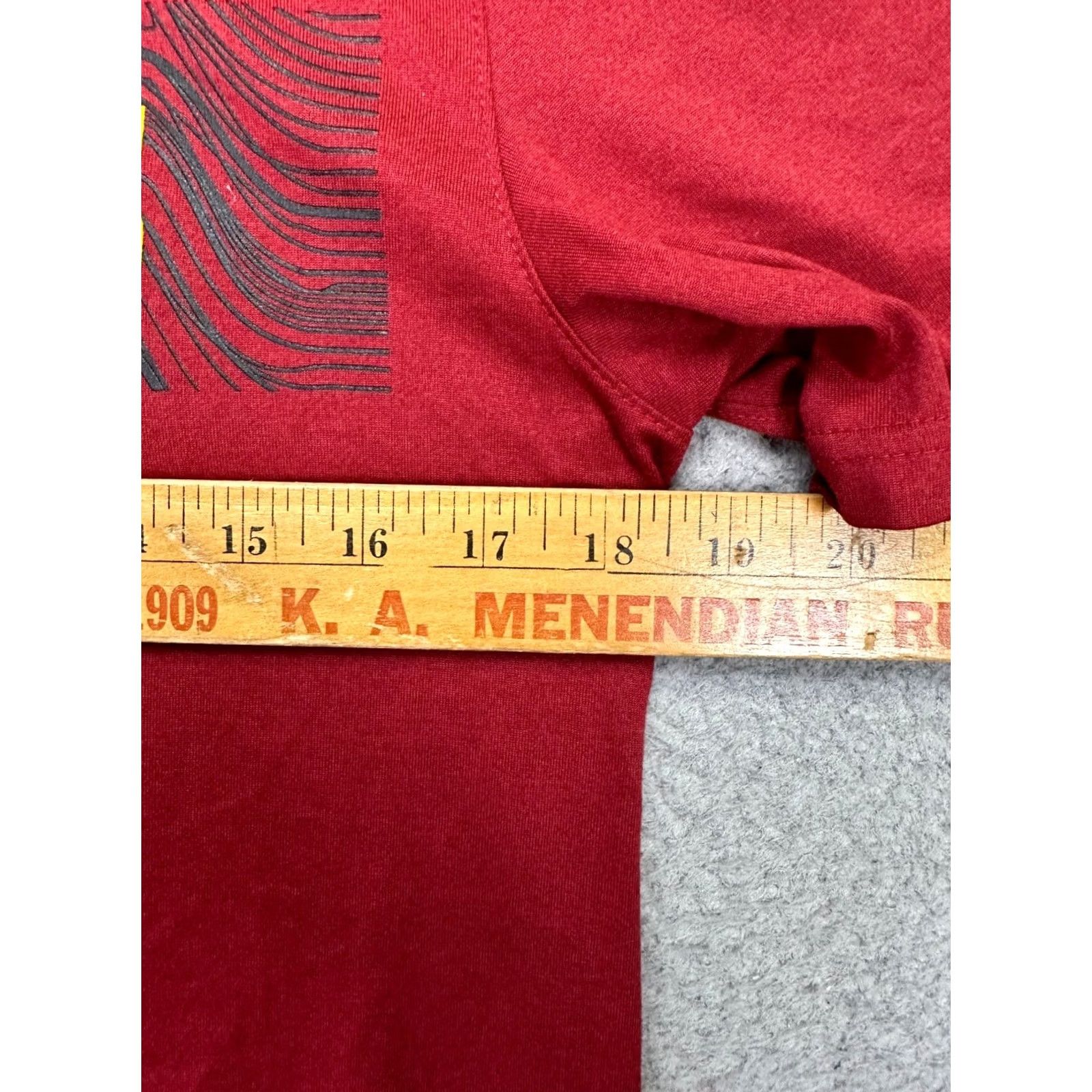 Nike Nike USC Trojans Shirt Adult Small Dri-Fit Red Athletic Cut T-Shirt Mens The Nike Tee Size US S / EU 44-46 / 1 - 6 Thumbnail