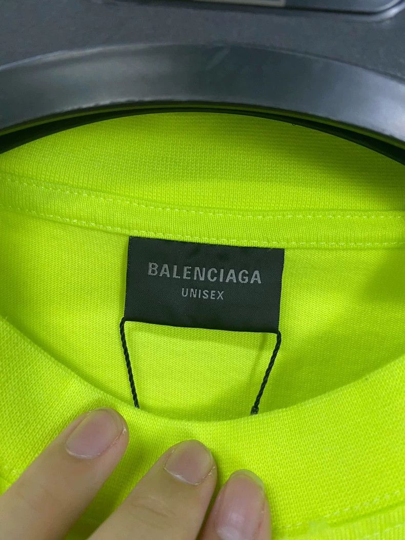 Balenciaga Balenciaga Green chest logo printed round neck long sleeve Size US S / EU 44-46 / 1 - 4 Thumbnail
