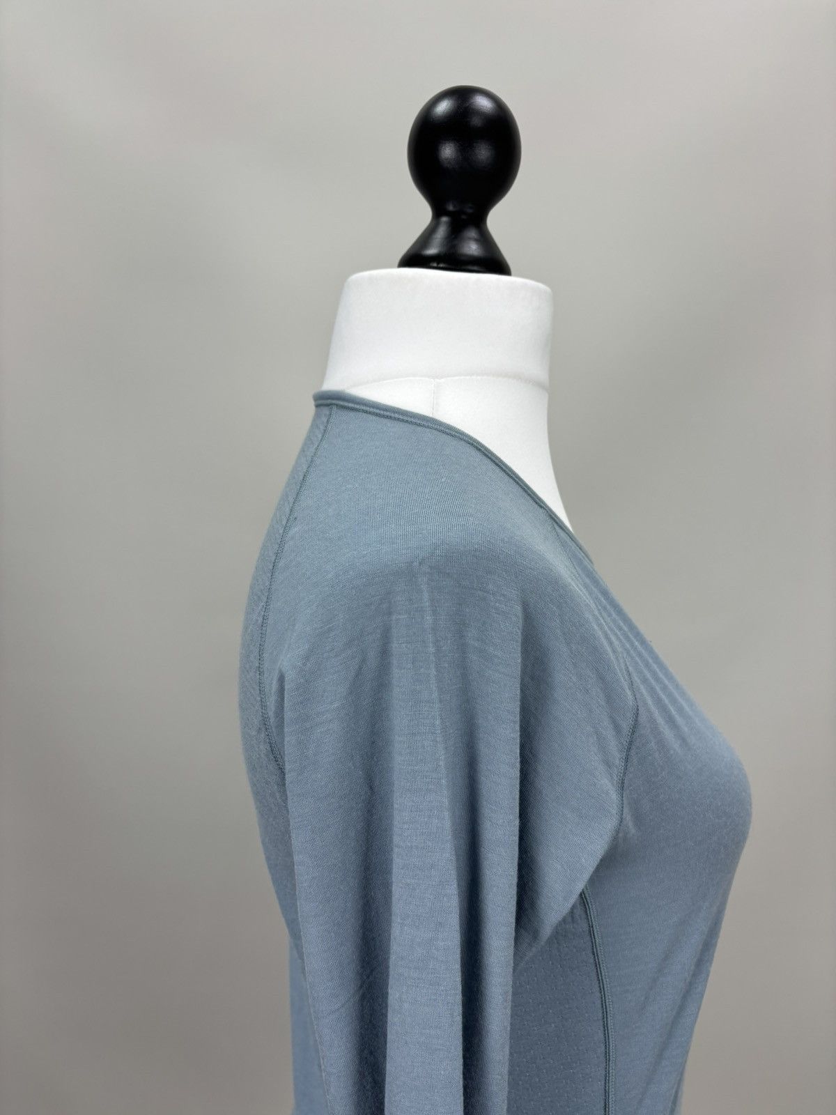 Icebreaker Womens long sleeve Icebreaker Size L Color Blue Size L / US 10 / IT 46 - 5 Thumbnail