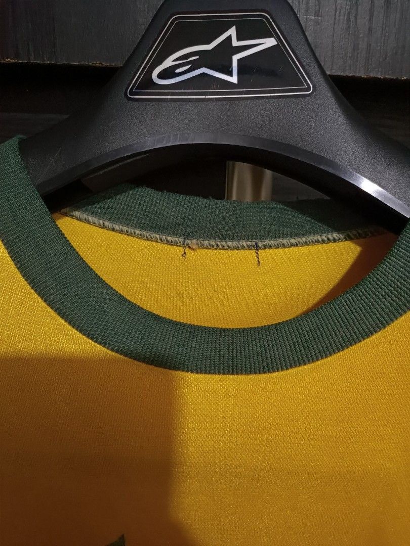 Vintage Vintage brasil 1981/1982 national team fan jersey Size US S / EU 44-46 / 1 - 5 Thumbnail