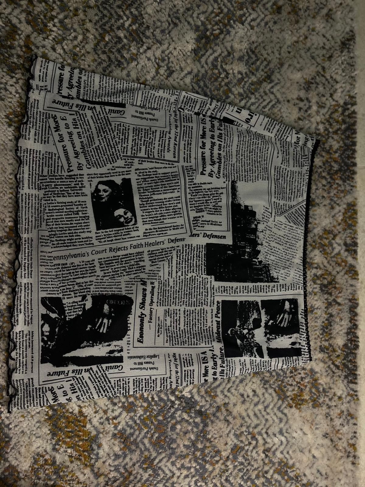 PRINCESS POLLY Newspaper Print Mesh Skirt Size 30" / US 8 / IT 44 - 3 Thumbnail