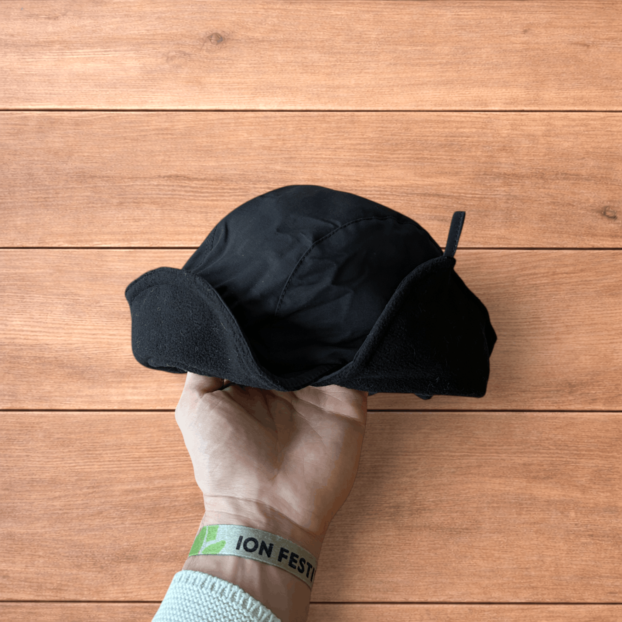 Japanese Brand Insane Military Pilot Trapper padded fluffy hat in black. Size ONE SIZE - 3 Thumbnail