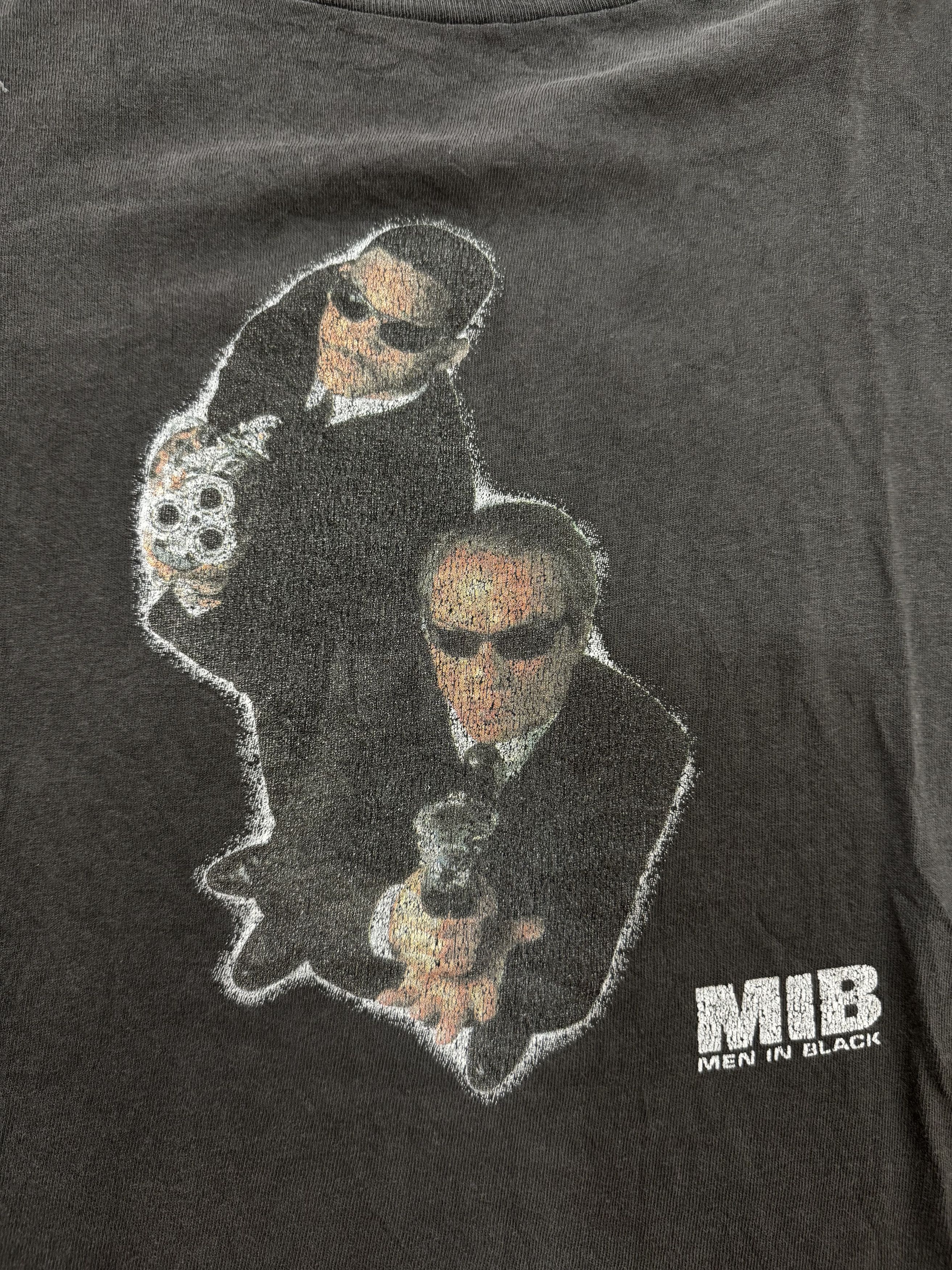 Vintage Vintage 1997 Men In Black Movie Tee Size US L / EU 52-54 / 3 - 2 Thumbnail