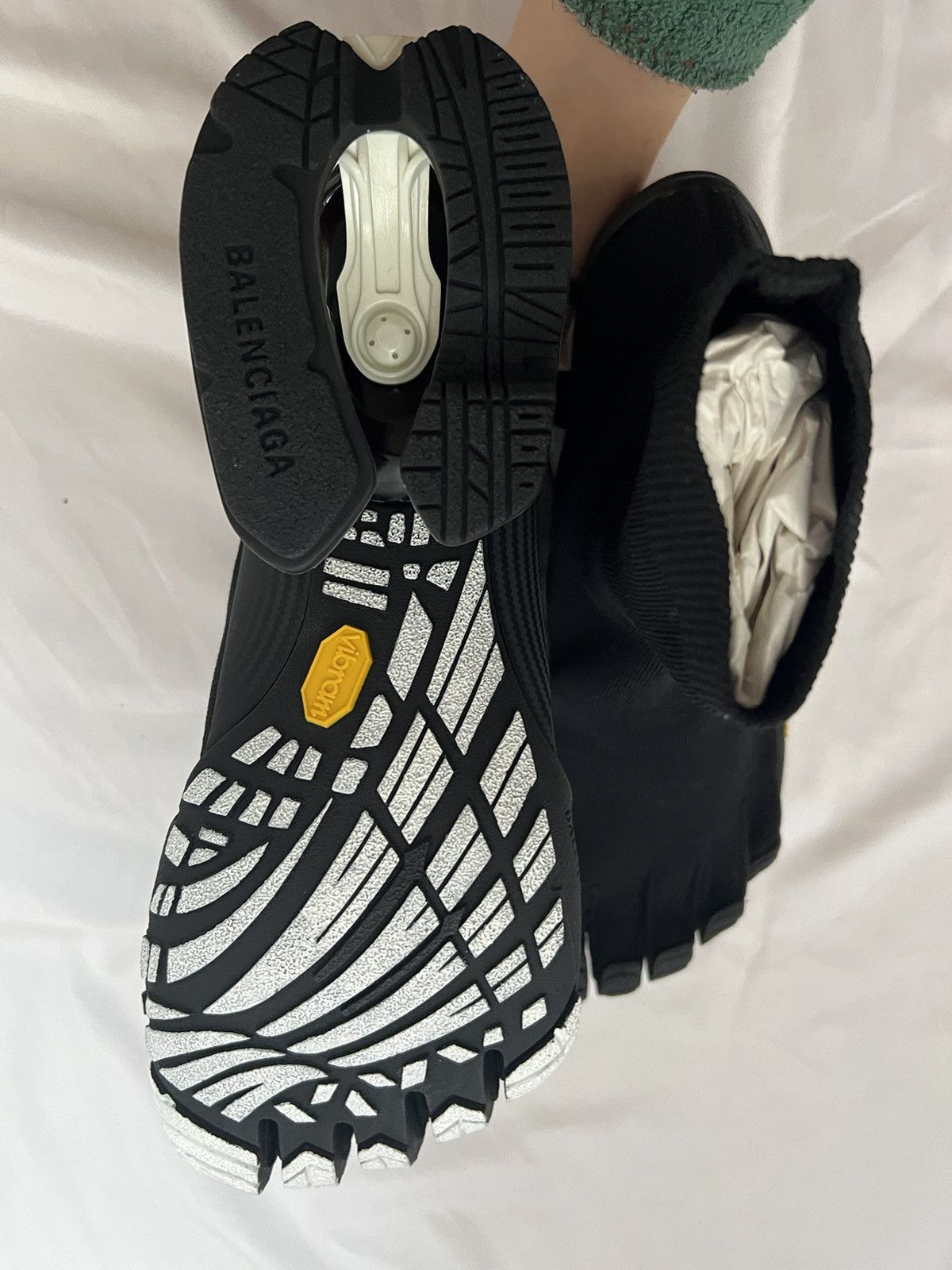 Balenciaga Balenciaga x Vibram Toe Shoes Heel version Sz.40 Size US 7 / EU 40 - 5 Thumbnail