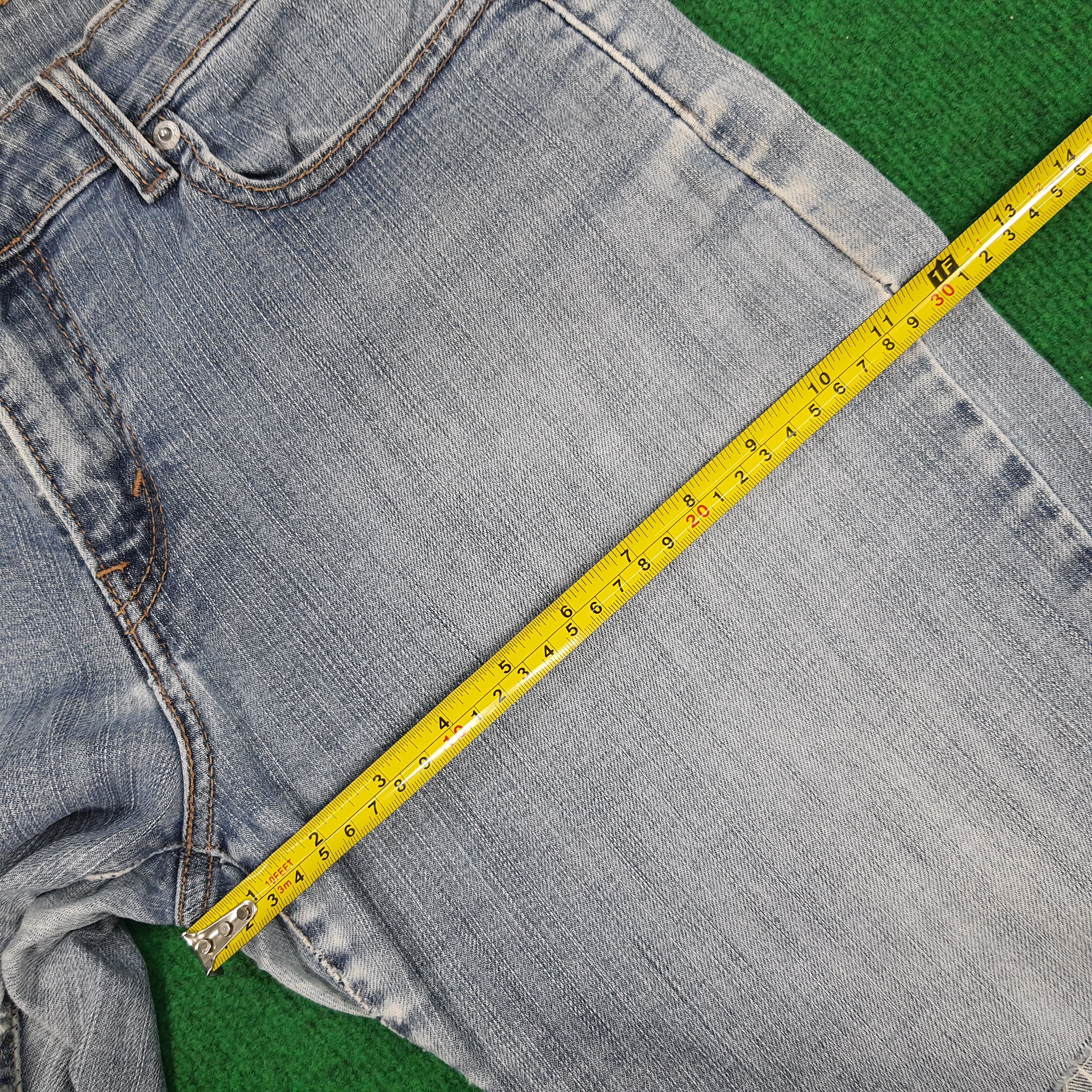 Levi's × Vintage Vintage Levi's 515 Boot Cut Distressed Style Jeans Size US 32 / EU 48 - 14 Thumbnail