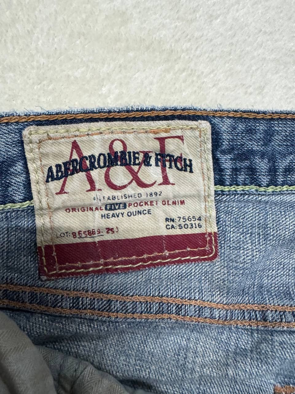 Vintage THRASHED 90s Style Abercrombie Rusty Distressed Flare Jean Size US 35 - 16 Thumbnail