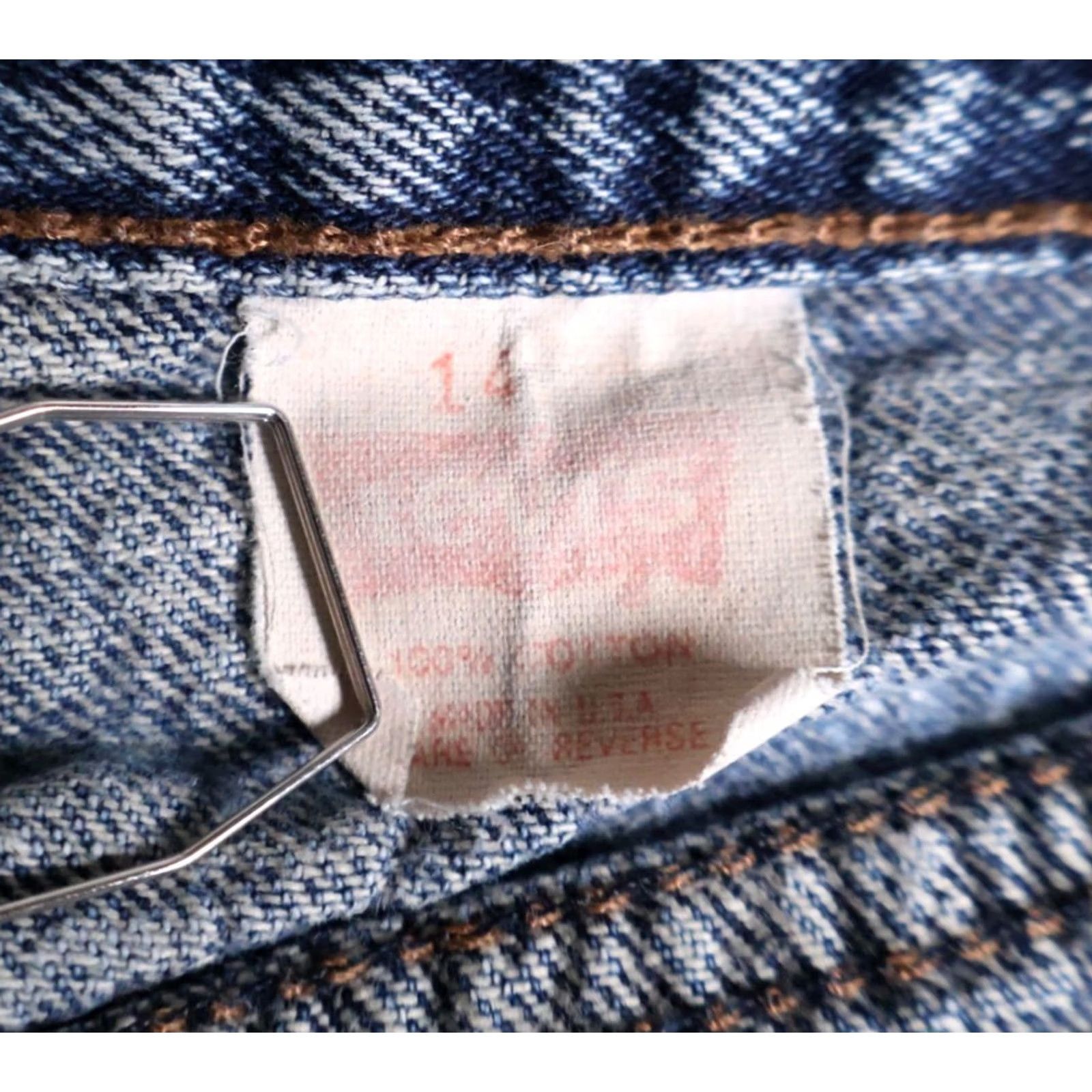 Levi's VINTAGE Levi's 90s High Waisted Jeans Women's 14 Regular Blue Acid Wash 27 x 30 Denim Tapered Leg Mom Style Mens? Size 36" / US 14 / IT 50 - 3 Thumbnail