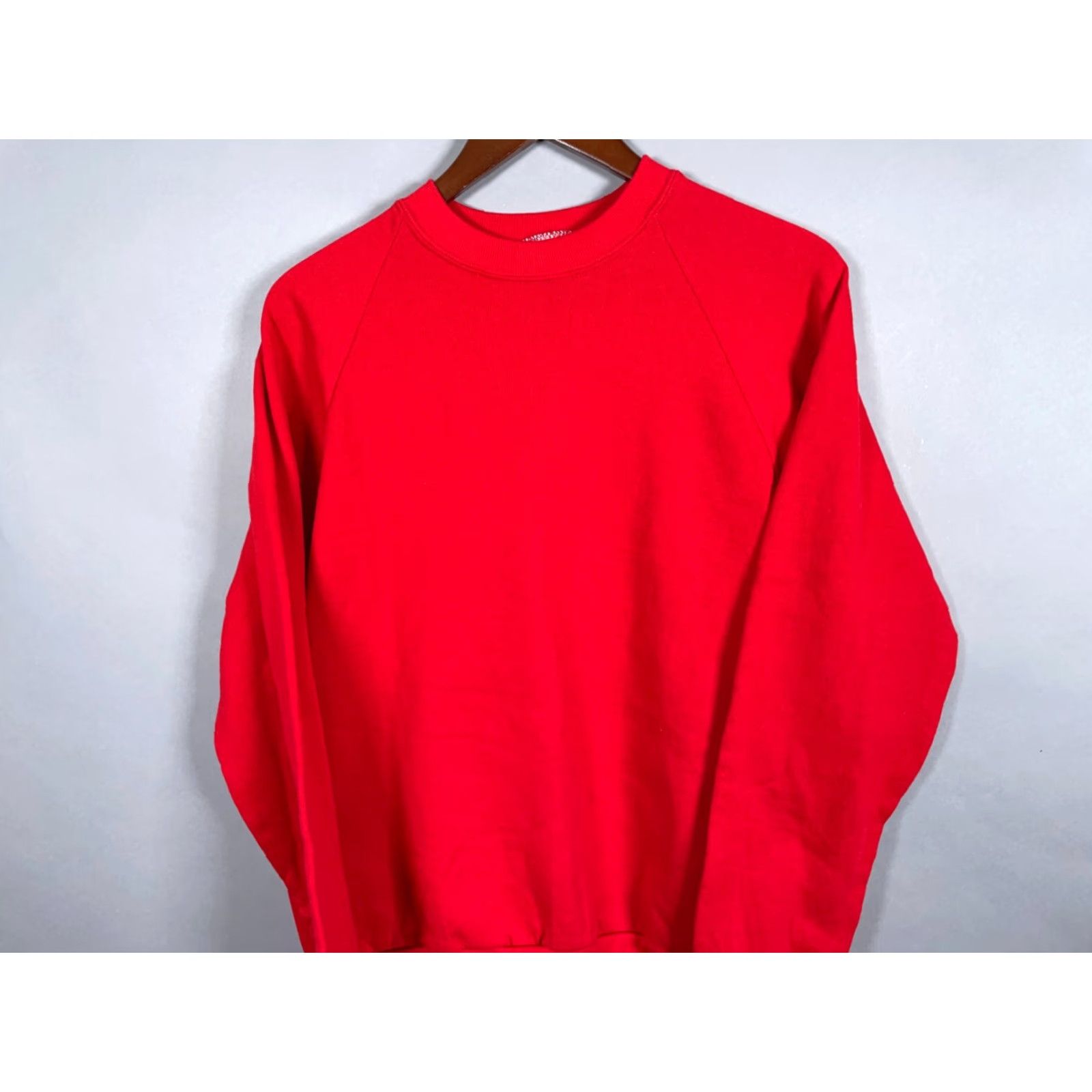 Vintage VTG 90s Sweatshirt Crewneck Adult M Red Raglan Sleeves 50/50 Cotton Polyester USA Vintage Mens Size US M / EU 48-50 / 2 - 3 Thumbnail