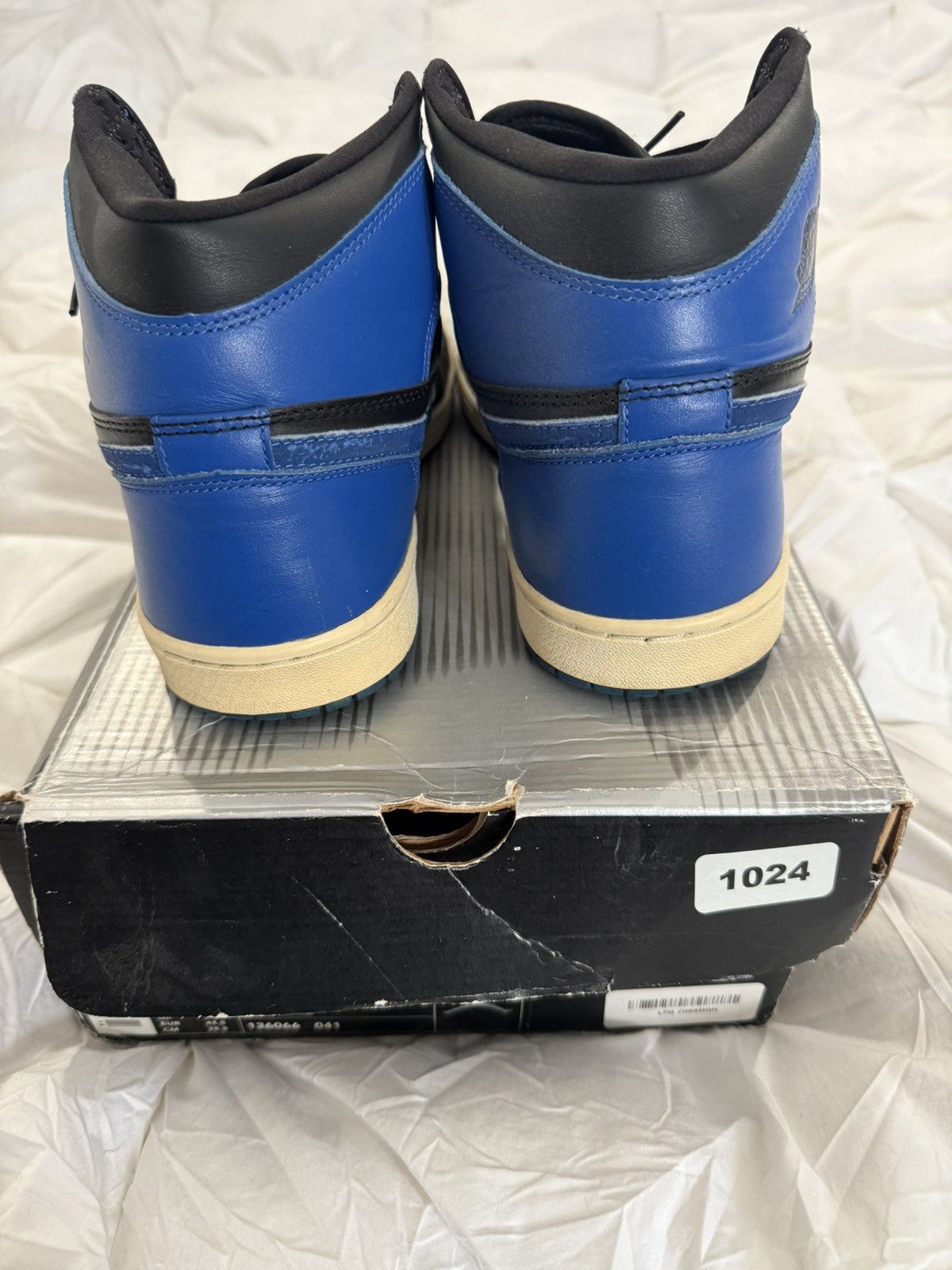 Jordan Brand 2001 Air Jordan 1 Royal Black Blue Size 10.5 Size US 10.5 / EU 43-44 - 11 Thumbnail