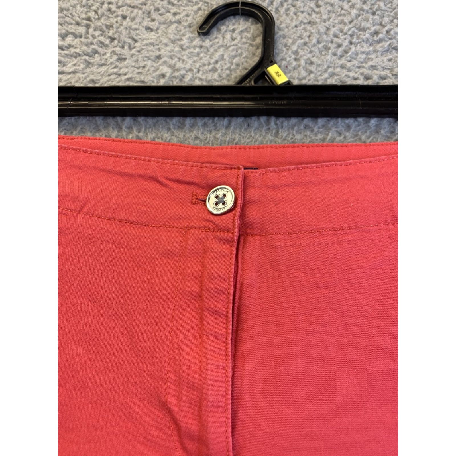 Nautica Nautica Women's Pink Shorts Size 6 Mid Rise Twill Casual Chino Pockets Elastane Cotton Ladies Size 28" / US 6 / IT 42 - 2 Thumbnail