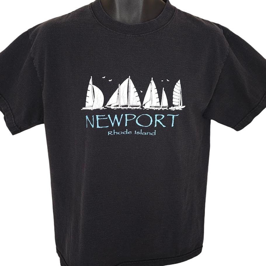 Vintage Vintage Newport Rhode Island T Shirt Mens Size Medium Black Size US M / EU 48-50 / 2 - 1 Thumbnail