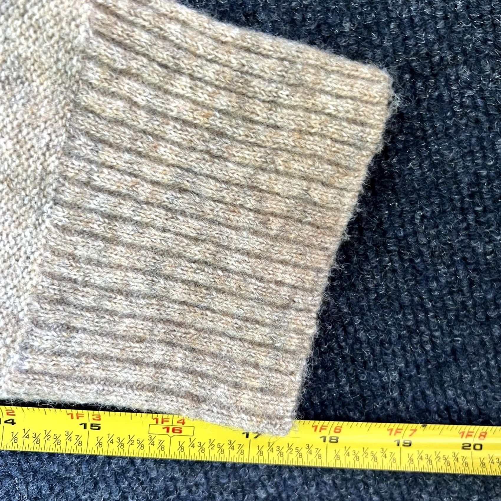 Croft & Barrow Croft & Barrow Cardigan Sweater Womens Large Beige Extra Cozy Open Pockets Knit Size L / US 10 / IT 46 - 7 Thumbnail