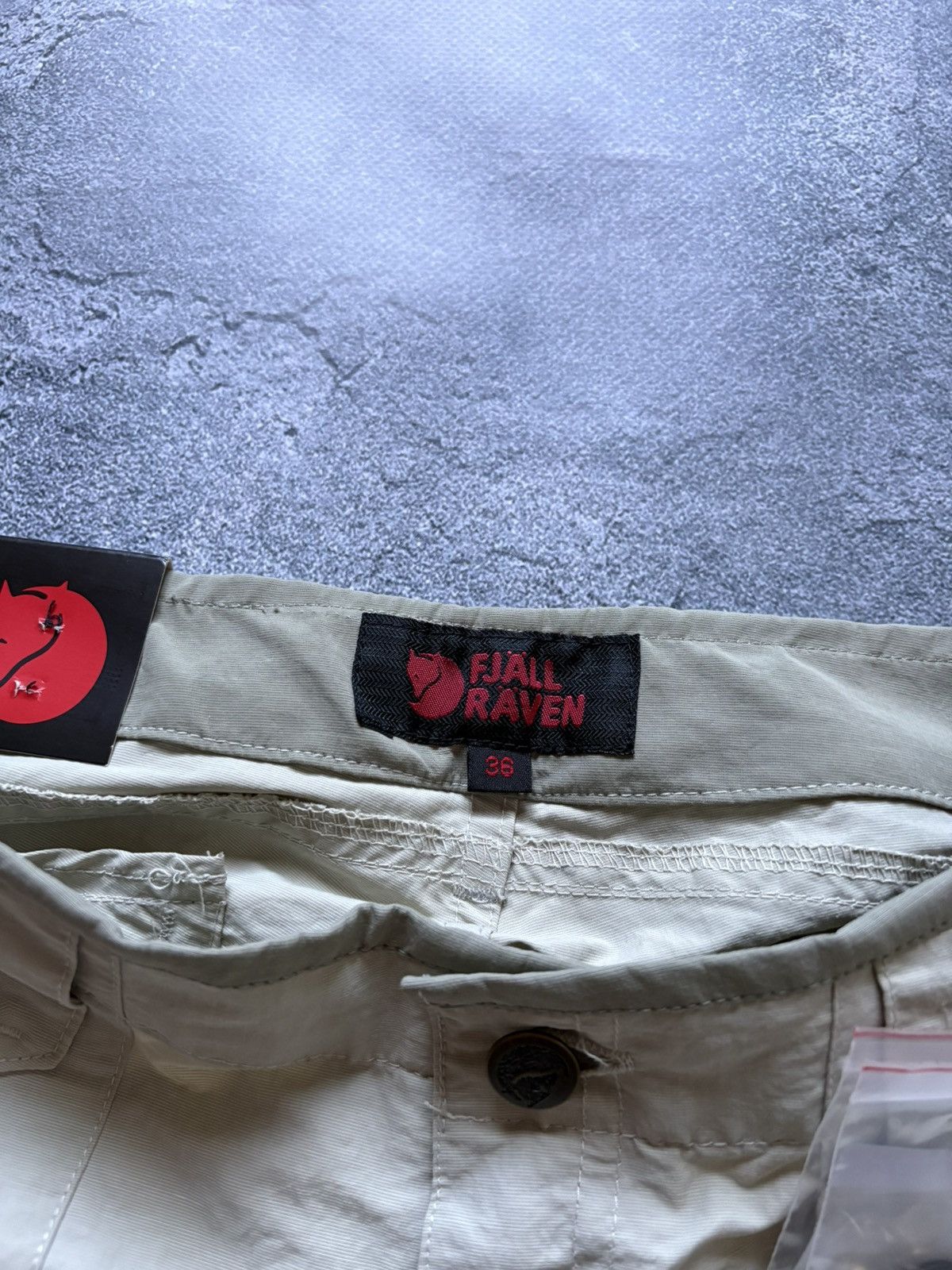 Fjallraven NWT Fjallraven Outdoor Gorpcore Women’s Beige Pants Size 36 Size 36" / US 14 / IT 50 - 8 Thumbnail