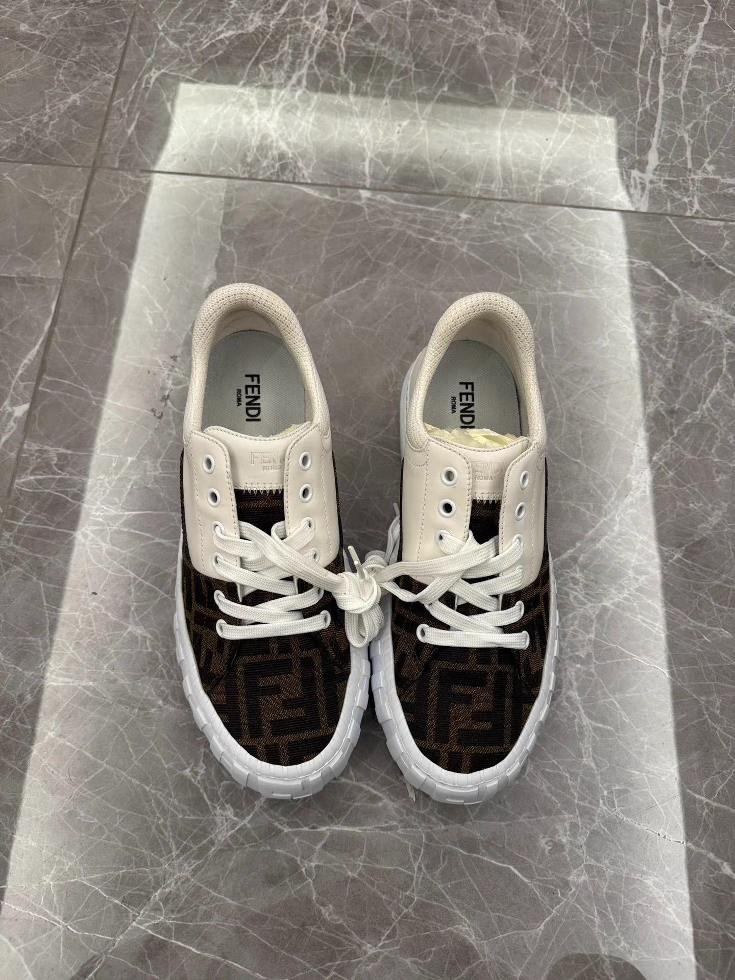 Fendi Fendi Force Low-Top FF Monogram Sneakers K6 Size US 8 / IT 38 - 2 Thumbnail
