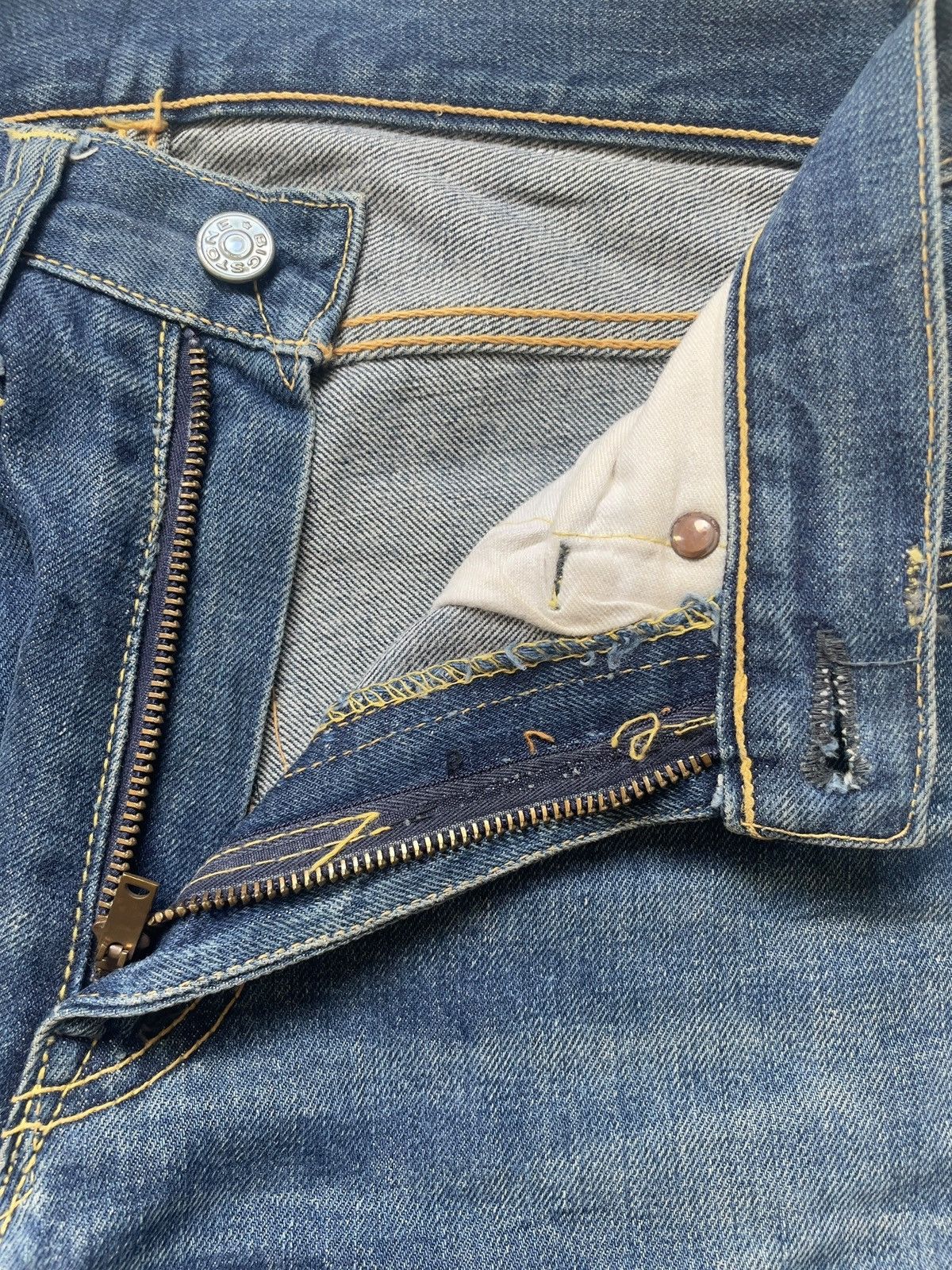 Japanese Brand Vintage Japanese Brand Mud Wash Flare Bell Bottom Jeans Size US 26 / EU 42 - 9 Thumbnail