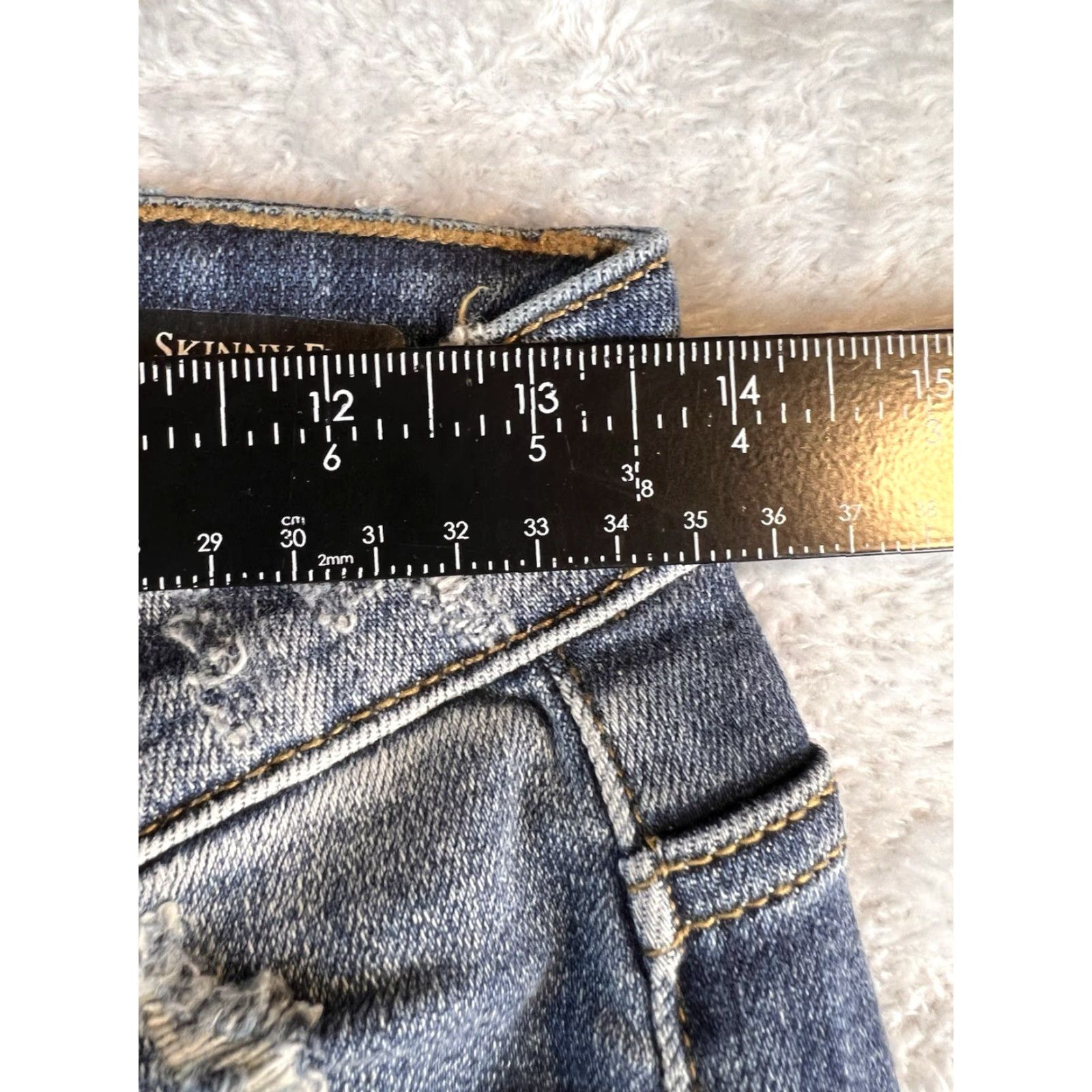Vintage Judy Blue Jeans Womens 5/27 Blue Skinny Fit Distressed Red Buffalo Plaid Lined Jeans Women Size 27" / US 4 / IT 40 - 5 Thumbnail