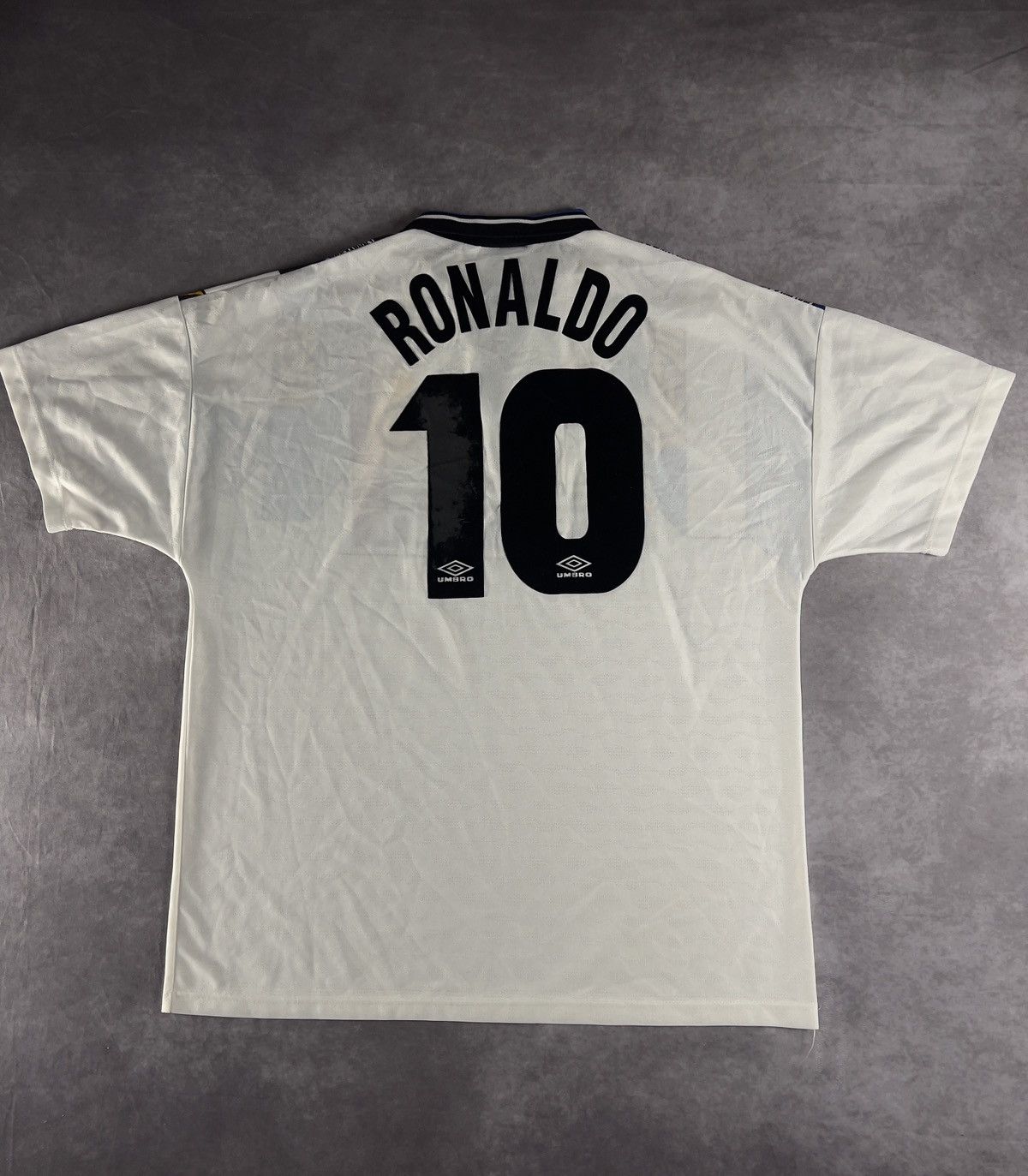 Umbro × Vintage Inter Milan 97/98 away #10 Ronaldo Size US XL / EU 56 / 4 - 2 Thumbnail