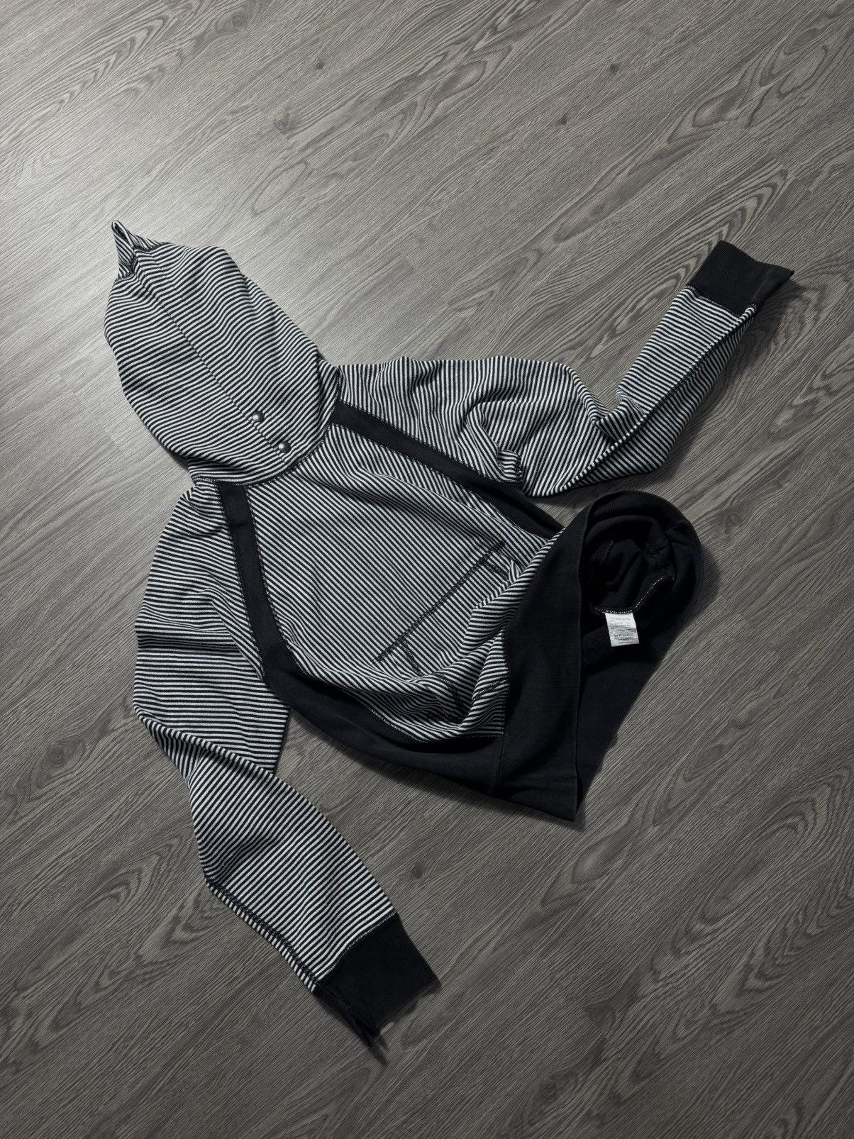 Engineered Garments Engineered Garments Strip Hoodie Size US S / EU 44-46 / 1 - 11 Thumbnail
