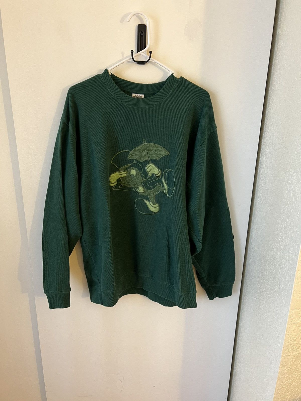 Disney Disney 90’s Pinocchio Jiminy Cricket Sweater (XL) Size US XL / EU 56 / 4 - 1 Thumbnail