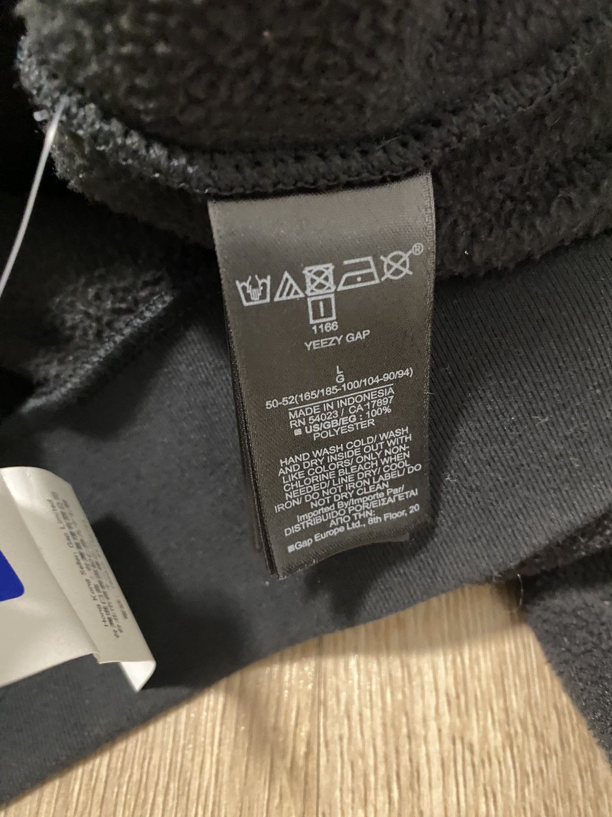 Gap × Yeezy Very Rare Dead-stock Yeezy x Gap Fleece Hoodie Size: L Size US L / EU 52-54 / 3 - 5 Thumbnail